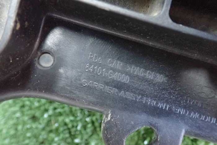 HYUNDAI I30 III 17- support panel for radiators front