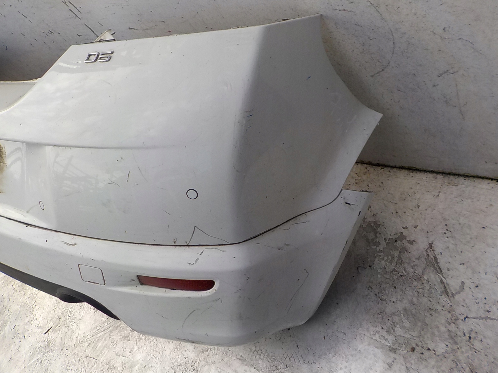724 VOLVO C30 R-design bumper rear part rear PDC