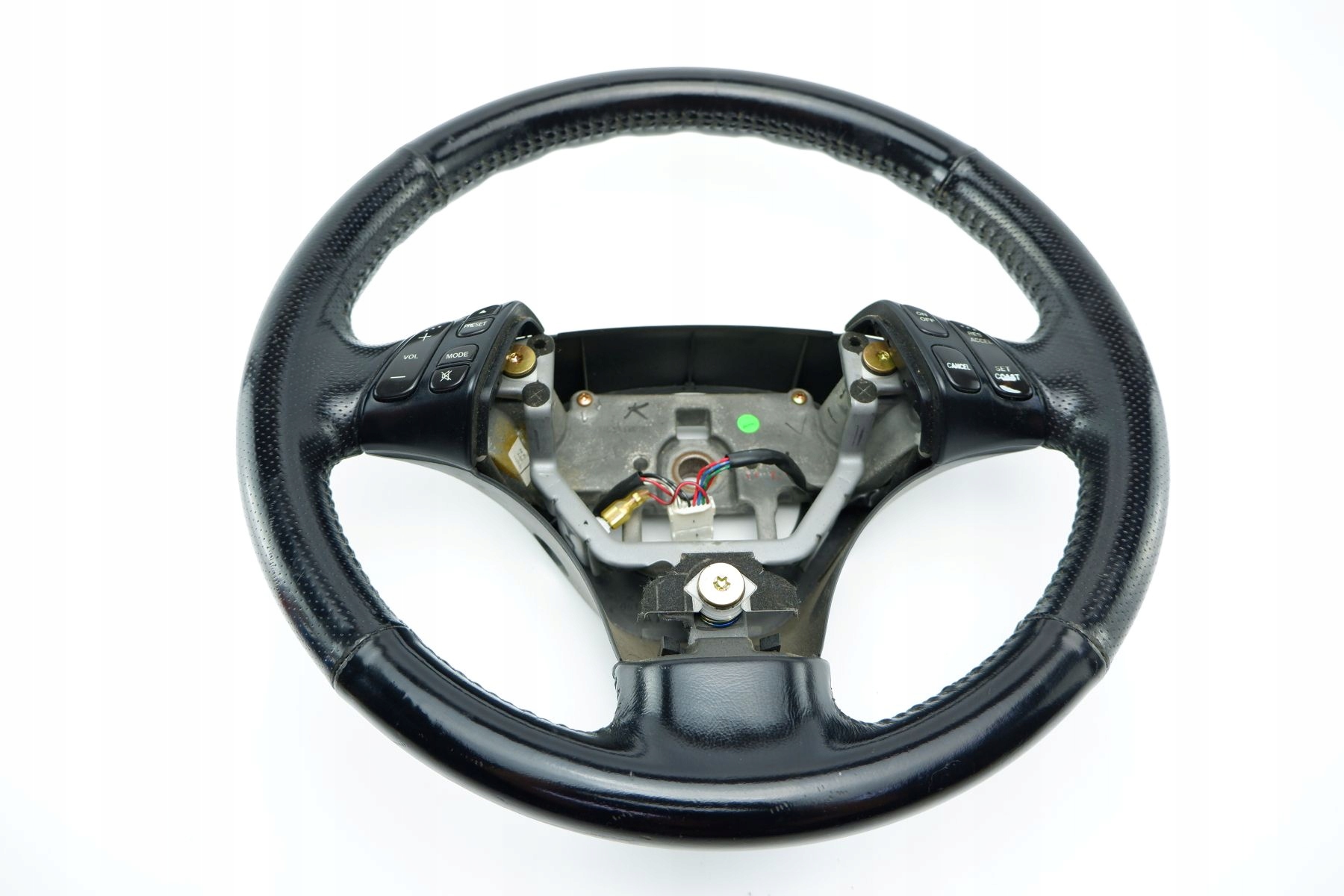 Volant MAZDA 6 GS120-00720