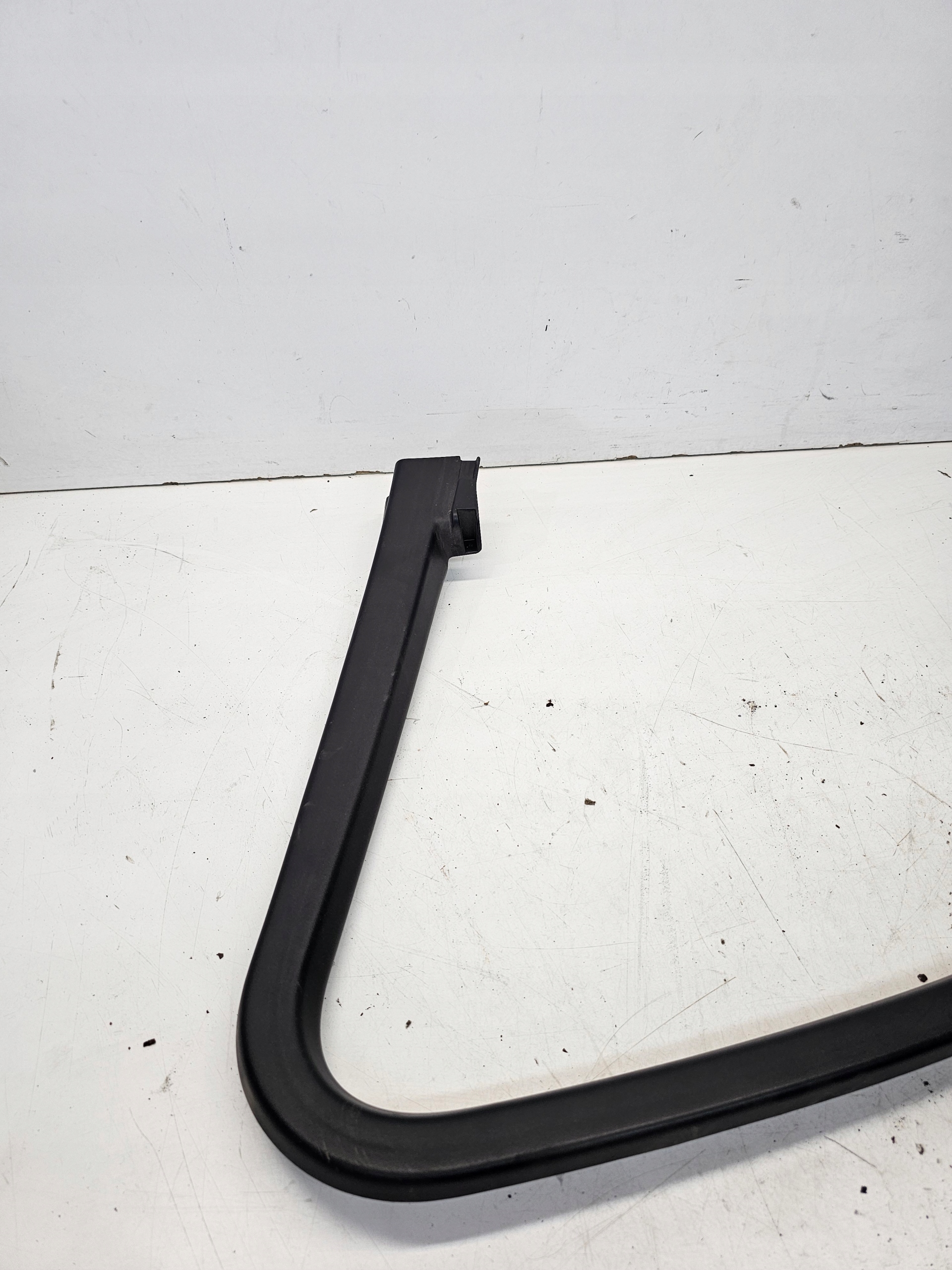 frame cover door right front AUDI A4 B9 8W0867410
