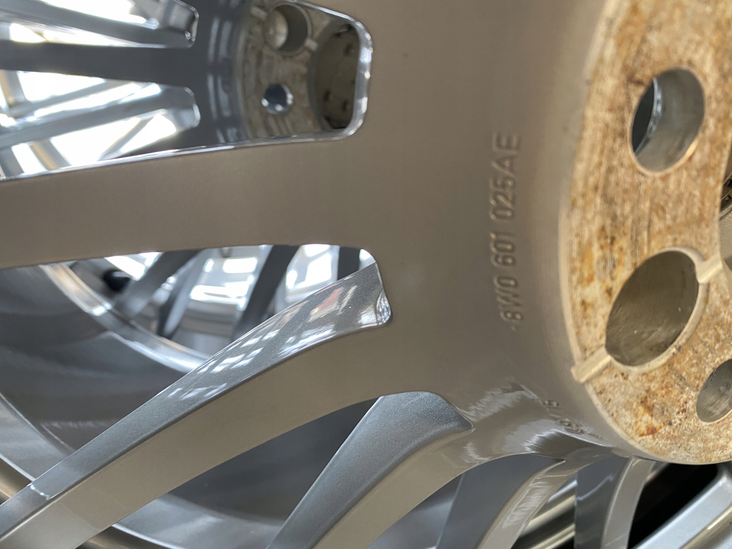 AUDI A5 8W wheels discs 225/50R17 HANKOOK