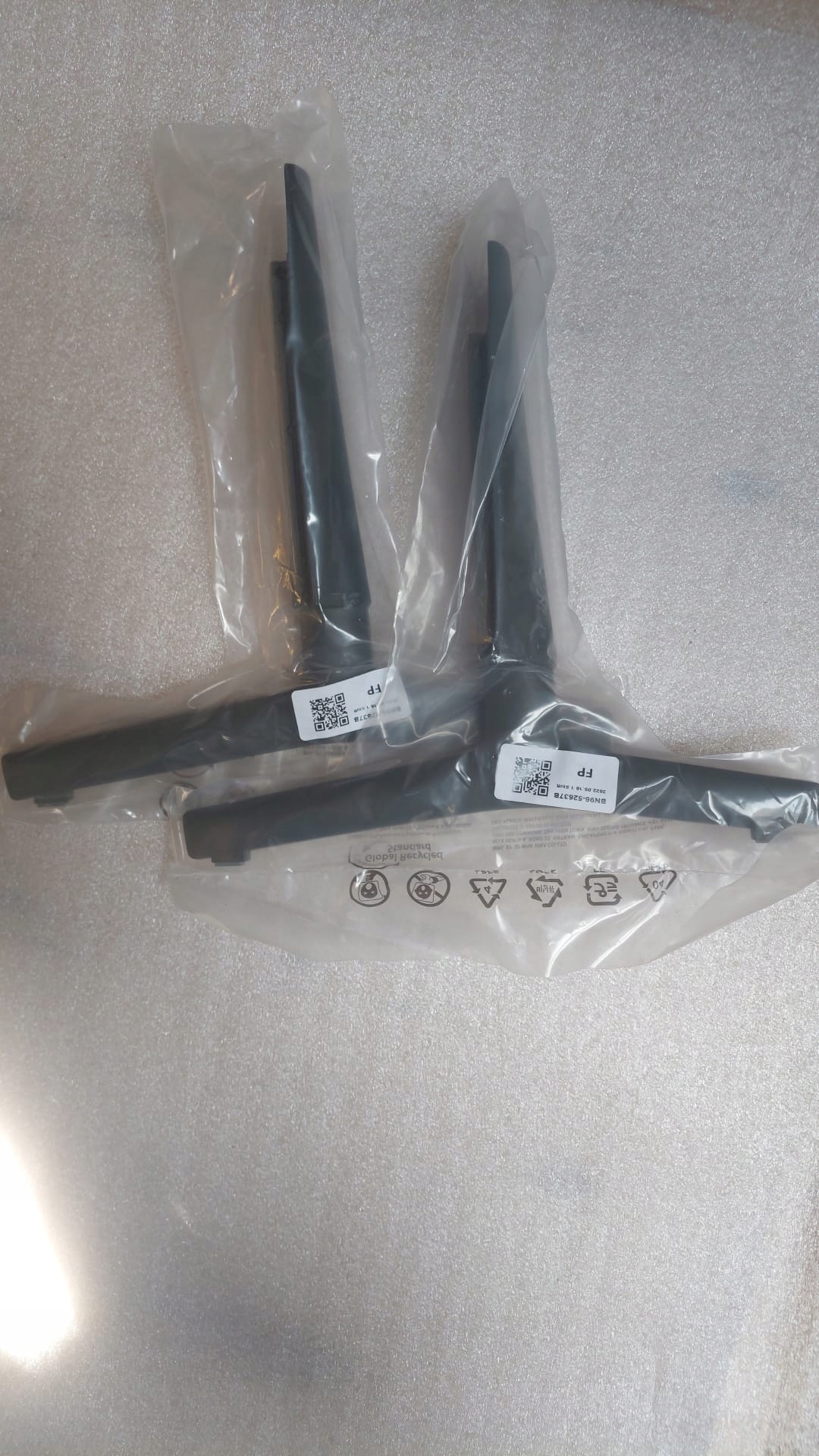 Stopki do TV SHARP 32FG4EA