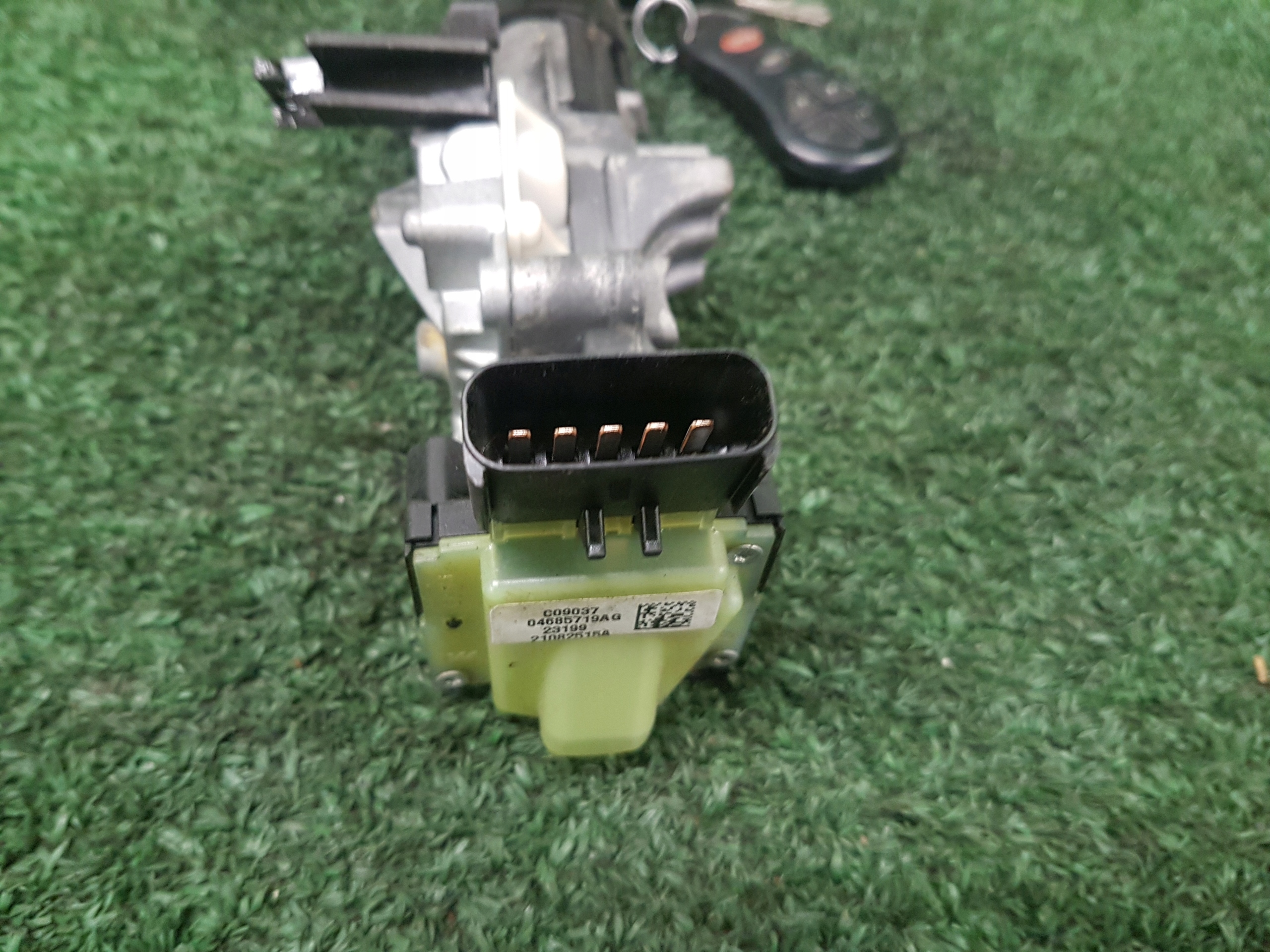 ignition Z KLUCZYKIEM DODGE GRAND CARAVAN 04690920AB