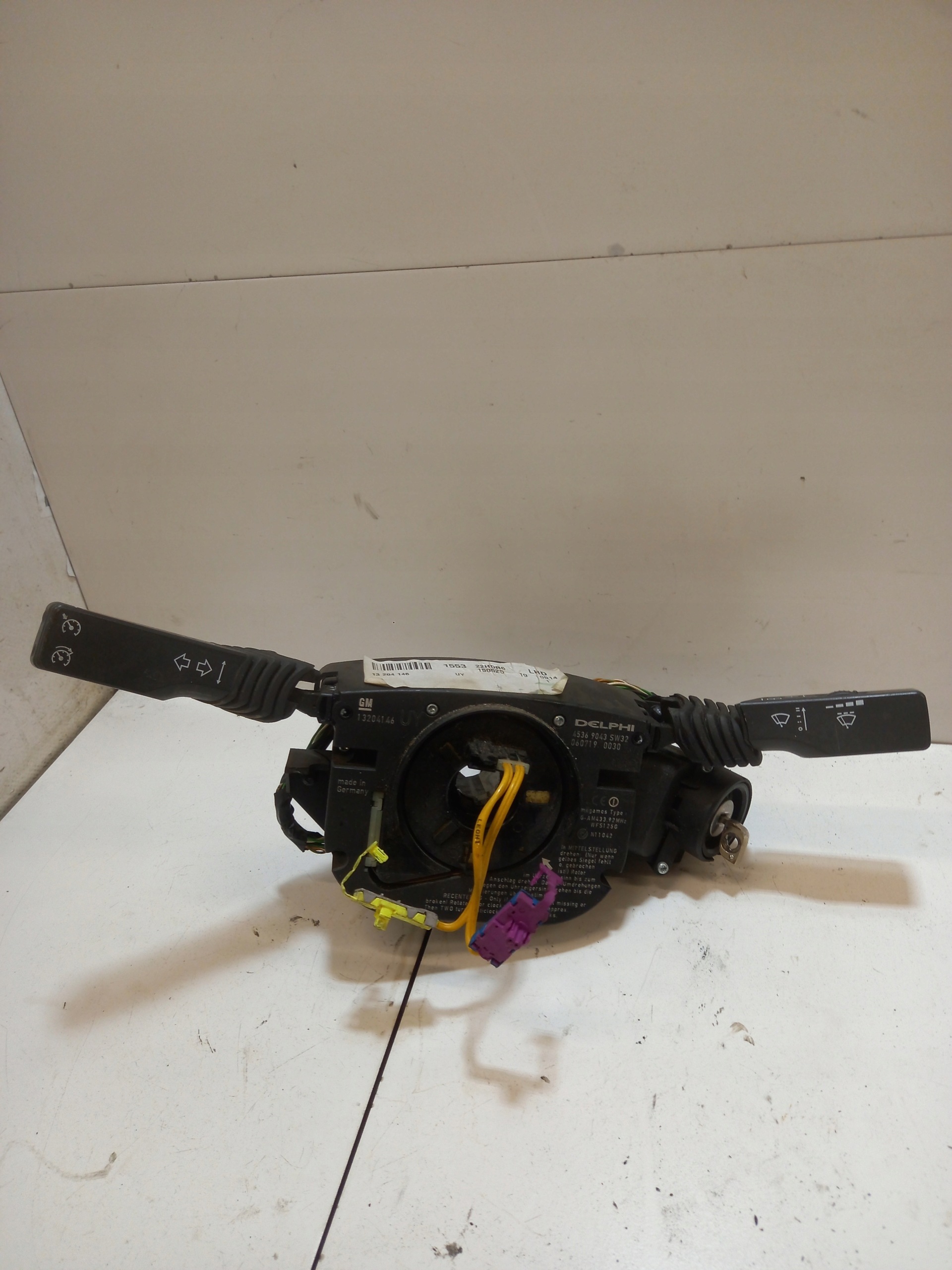 Commodo essuie glace OPEL VECTRA C 13204146