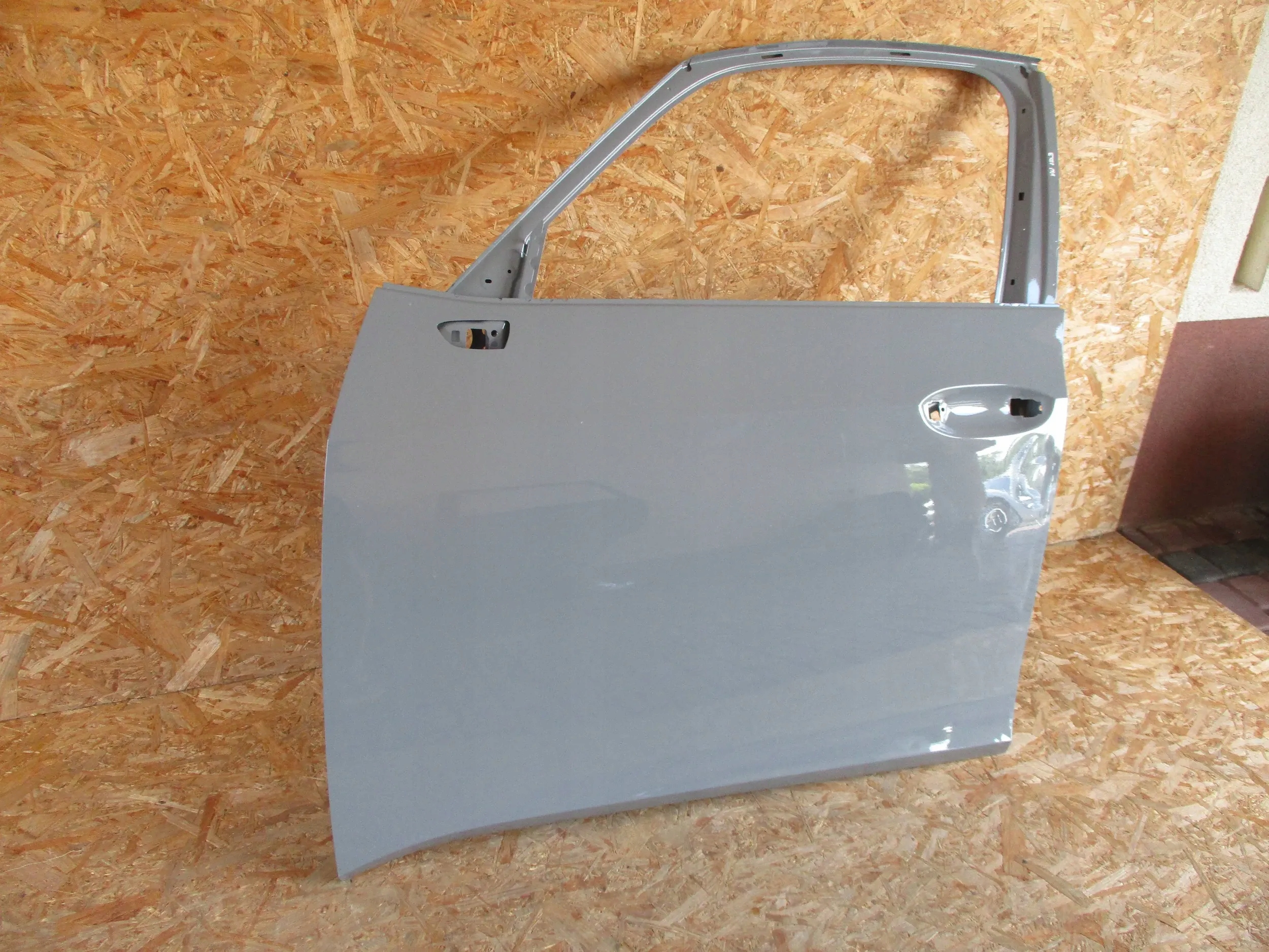 door front front left VW ID3 10A