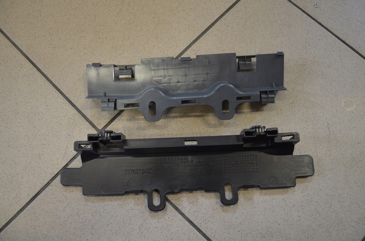 68313579AC 68356783AB - Корыто проводки вверх вниз задний левый Wrangler JL