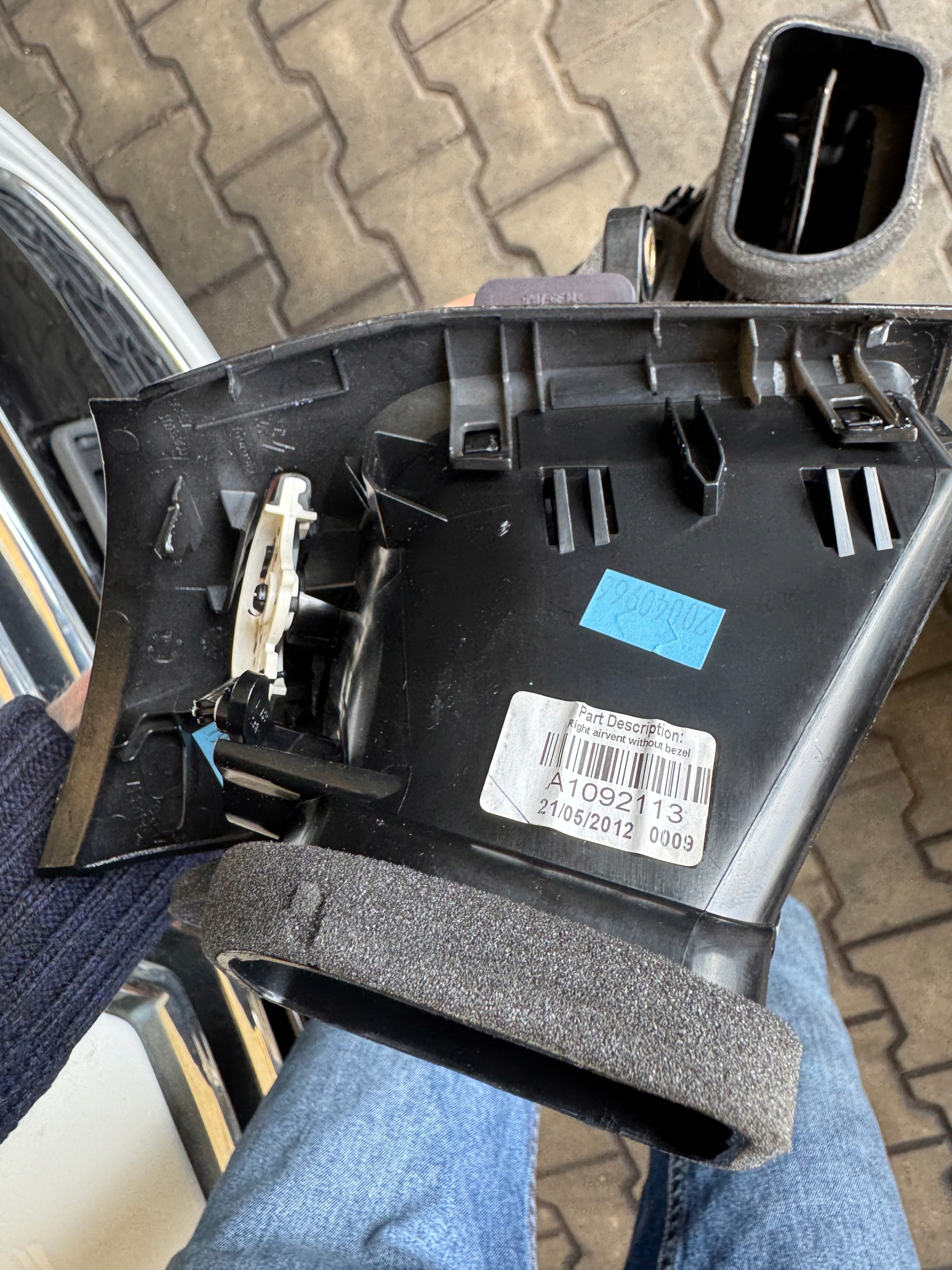 CITROEN DS3 grid air conditioning devices right A1092113