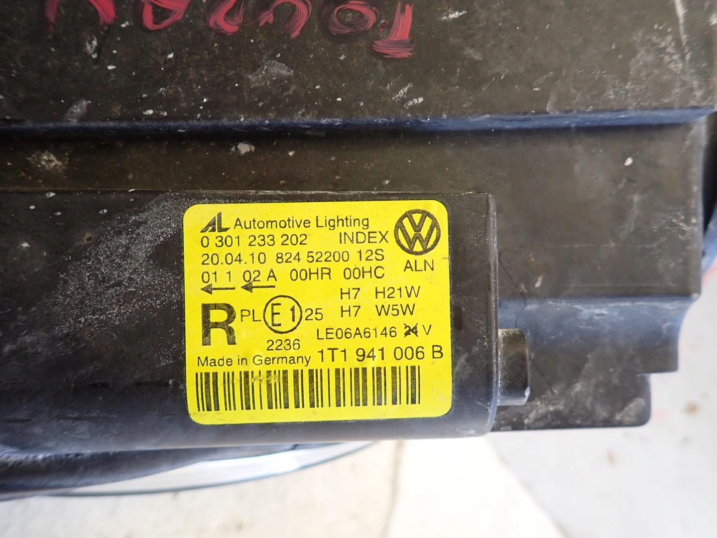 light front front right VW TOURAN LIFt 2007-2010 1T1941006B
