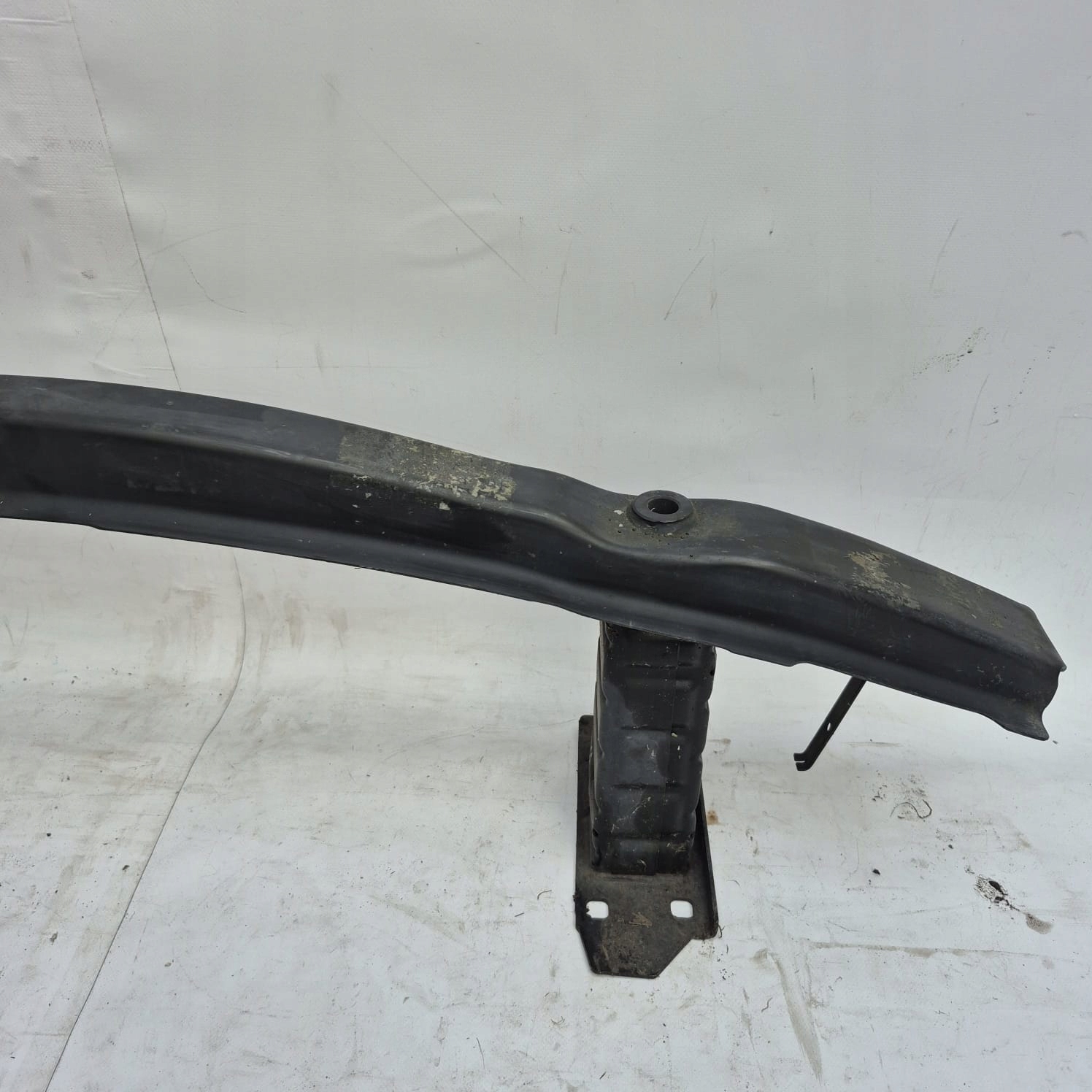 BMW 3 E90 E91 04-12 TRAVERSA paraurti Anteriore Anteriore