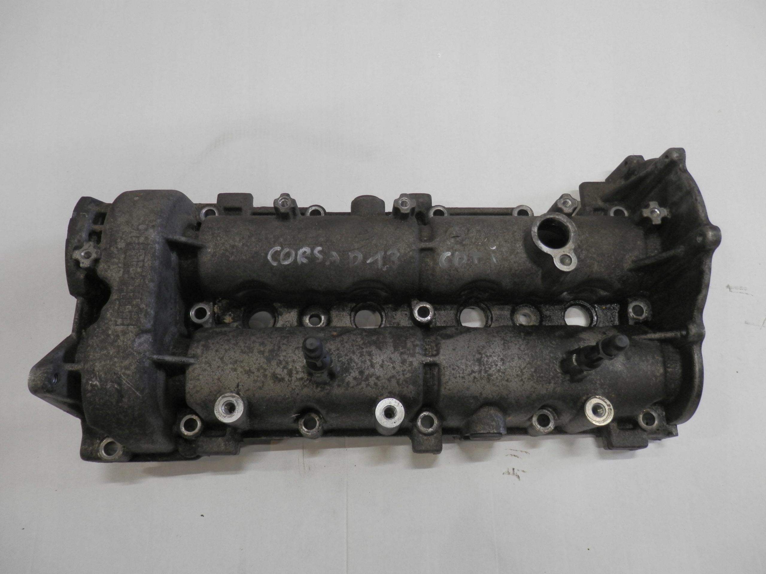 OPEL CORSA D 1.3 CDTI POKRYWA ZAWORÓW