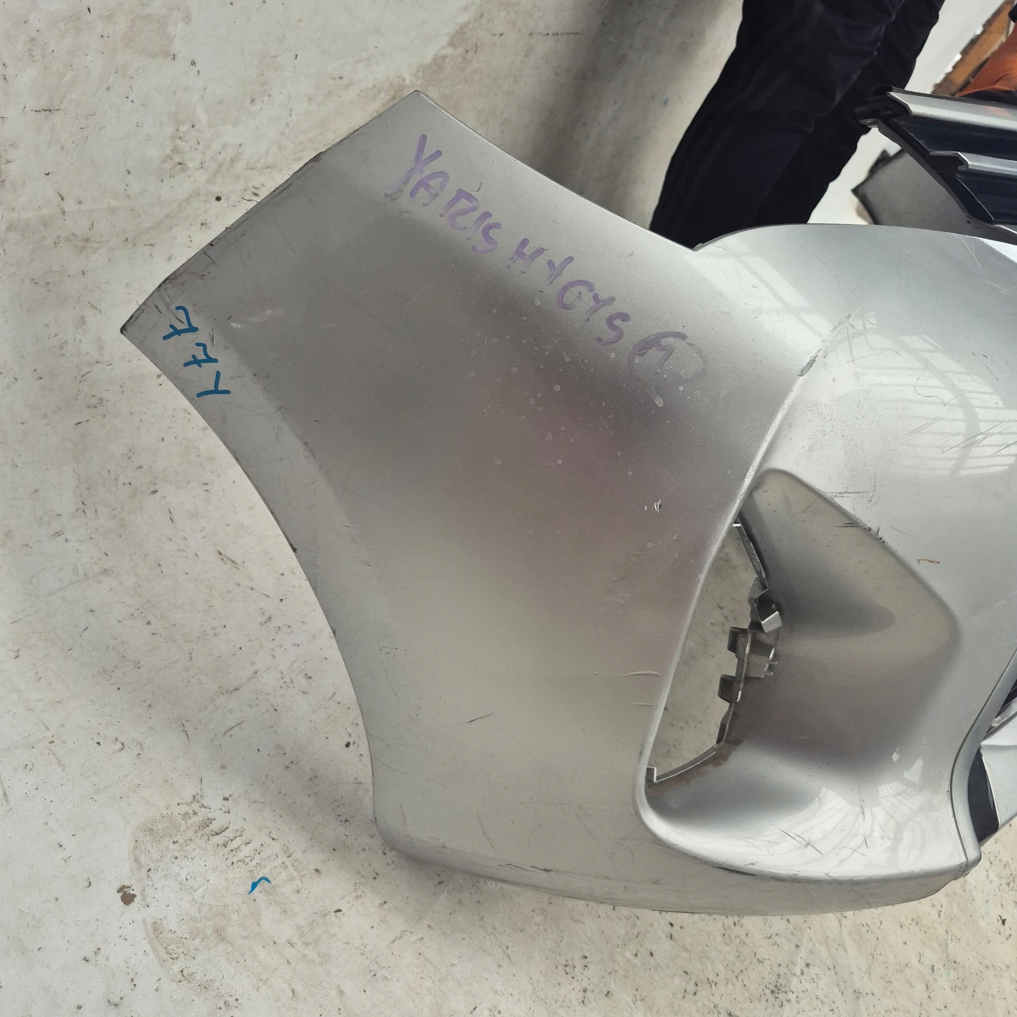 TOYOTA YARIS III LIFT 14- bumper front front