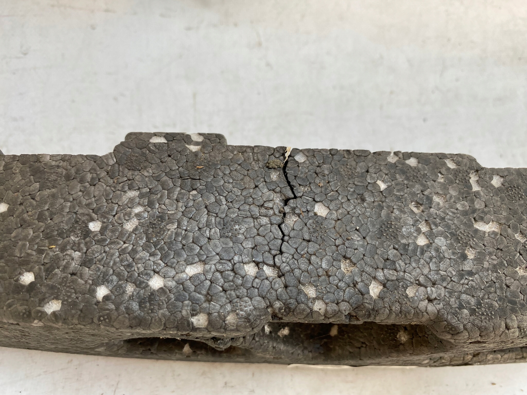 BMW 1 E82 E88 07- ABSORBER PIANKA Paraurti Anteriore 8051697
