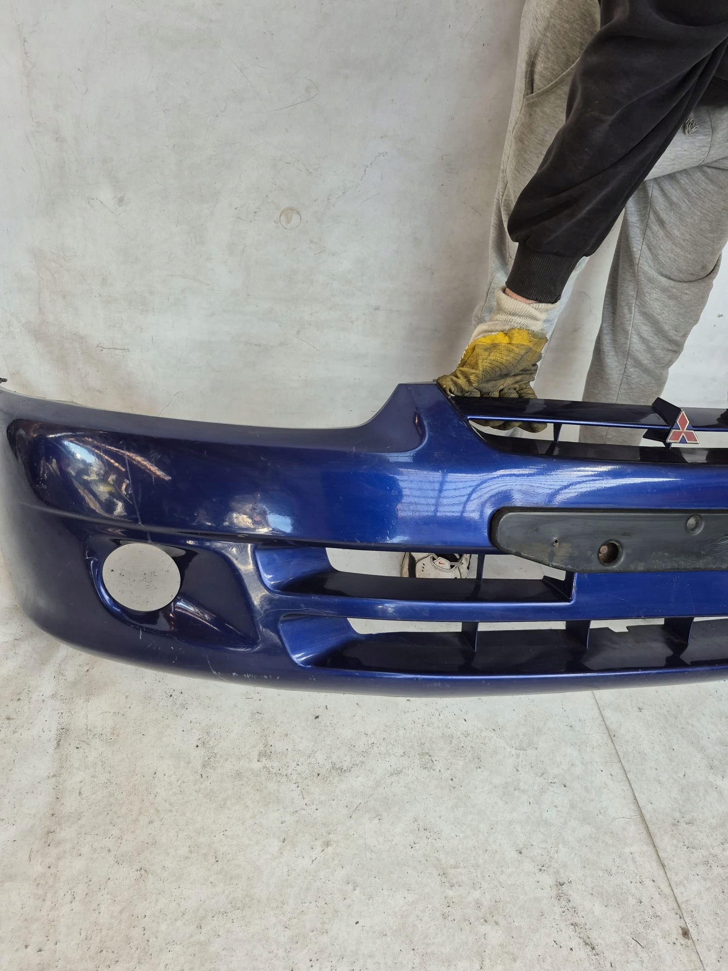 MITSUBISHI COLT V 5 LIFT 00-03 bumper front front