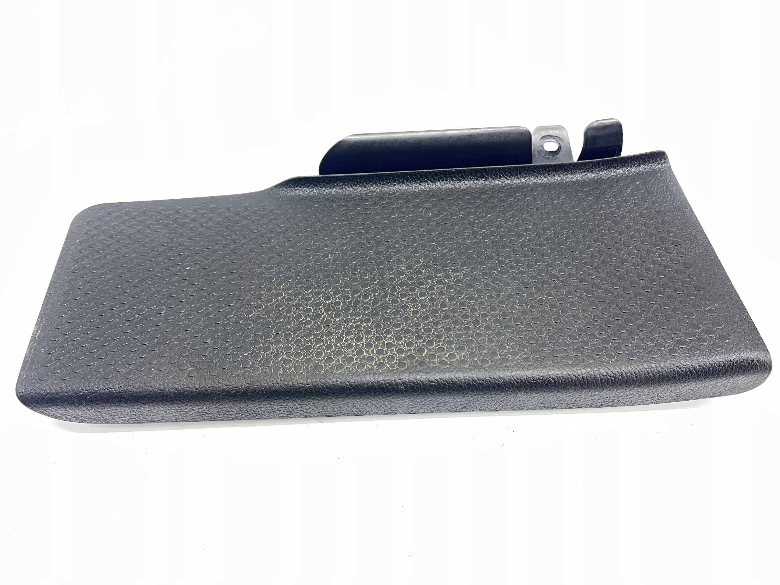 PODSTOPNICA VW PASSAT B7 SHARAN 3C1864777