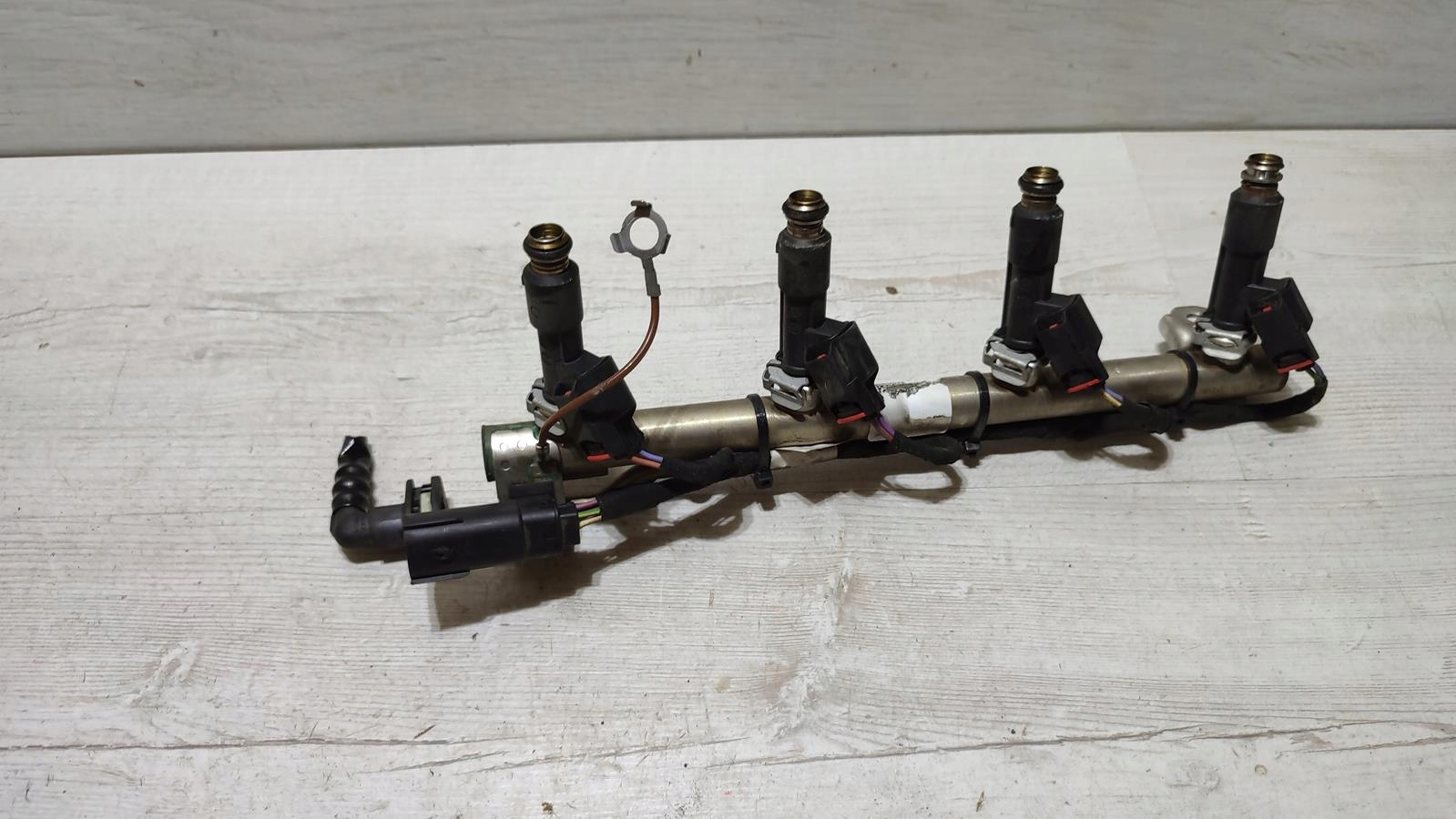 Rampe injection Injecteurs 1.4 Opel Astra K