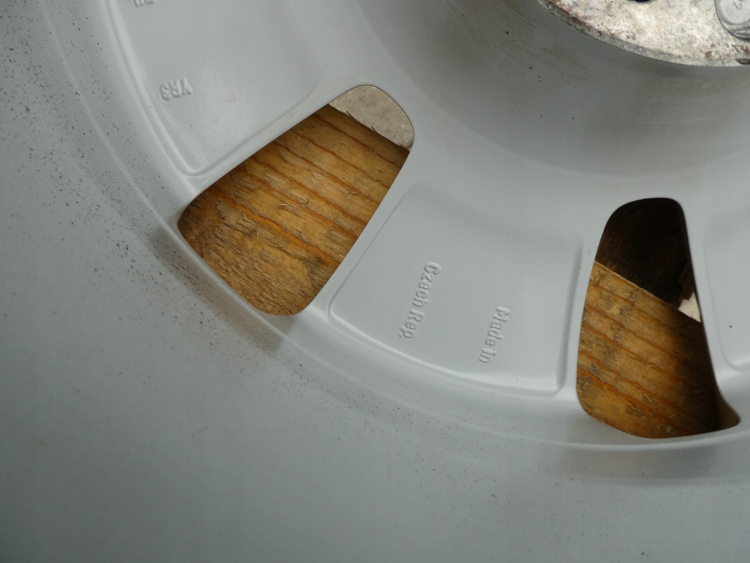 4X discs aluminium disc 4G0601025 AUDI 5X112
