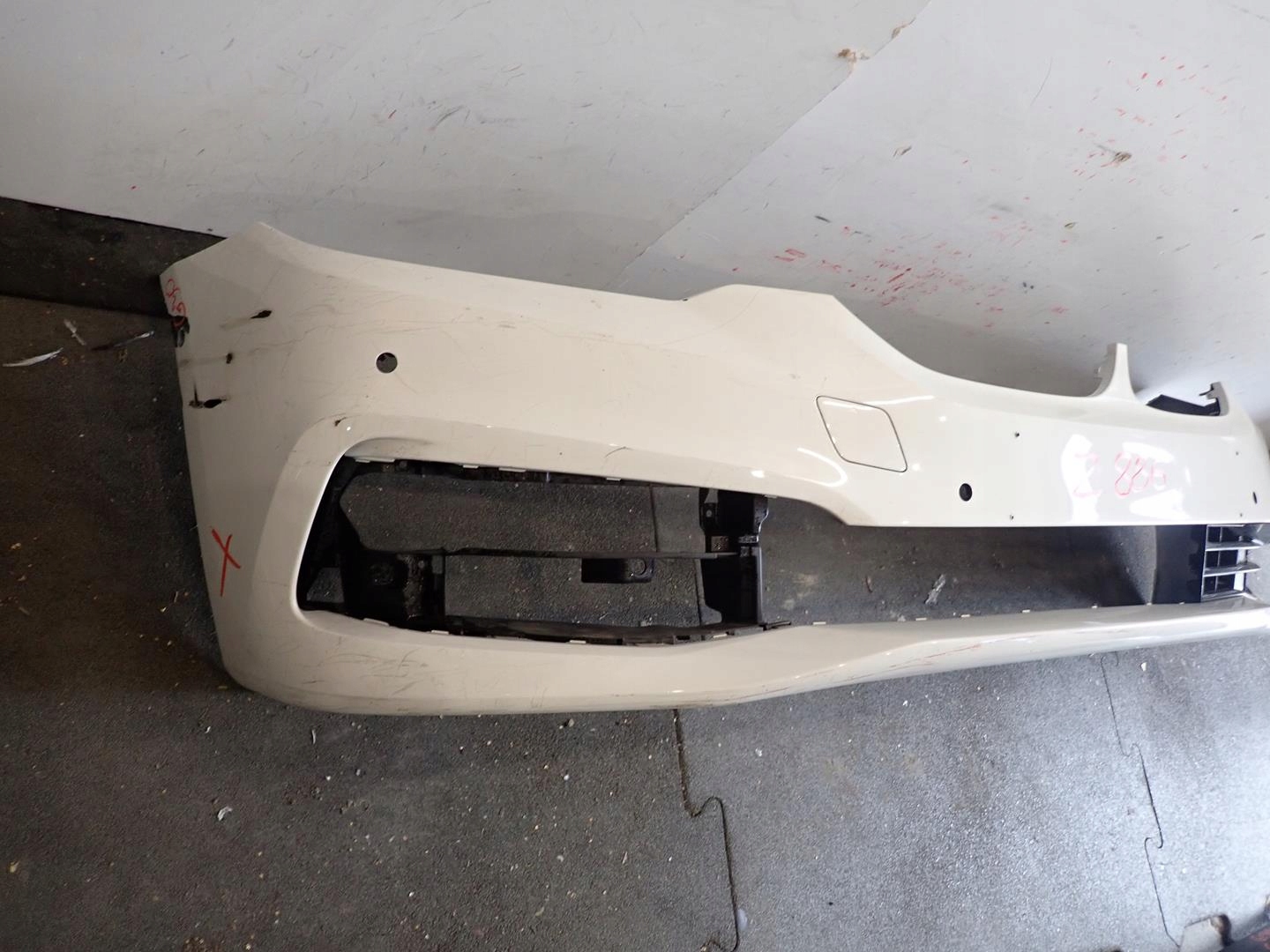 bumper front front BMW 5 G30 G31 2018- 7385336