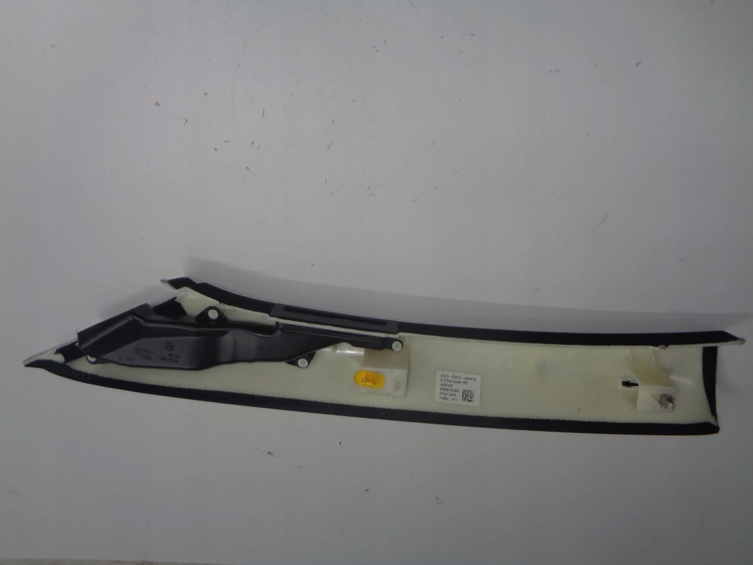 JAGUAR XE X760 cover pillar right left front 16r