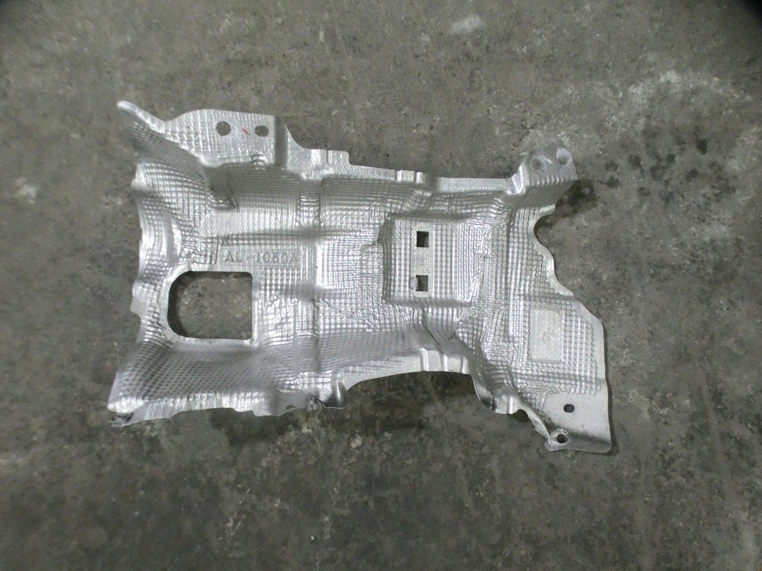 Blende Abdeckung TERMICZNA RENAULT TRAFIC III 2.0 DCI 747502152R 23R