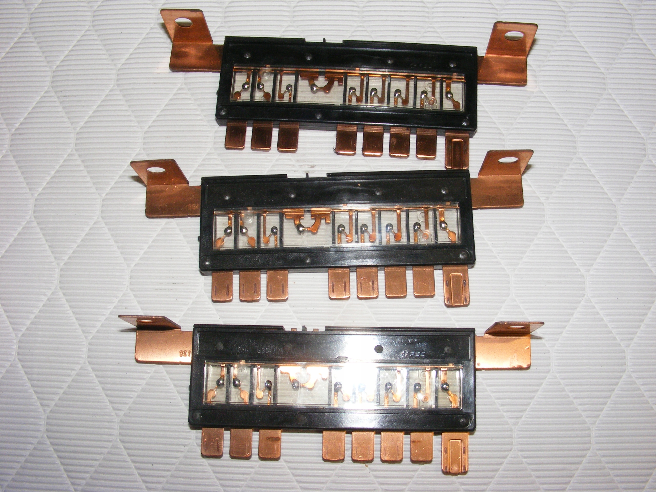 18790-01031 - HYUNDAI KIA ЗАПОБІЖНИК ОСНОВНОЇ ПЛАТИ 1879001031