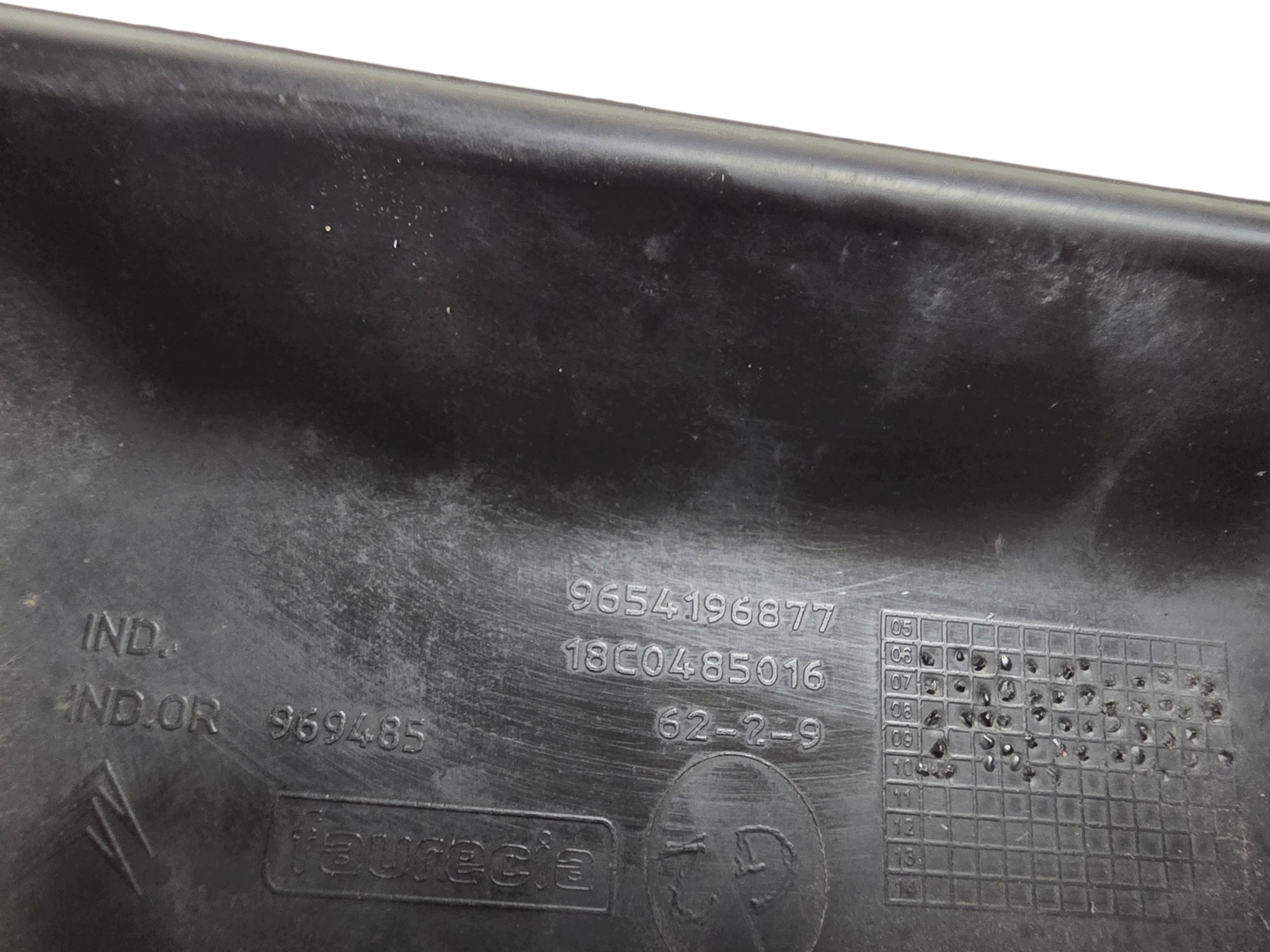 CITROEN C4 PICASSO frame grid left of a bumper (1) ORG. 9654196877