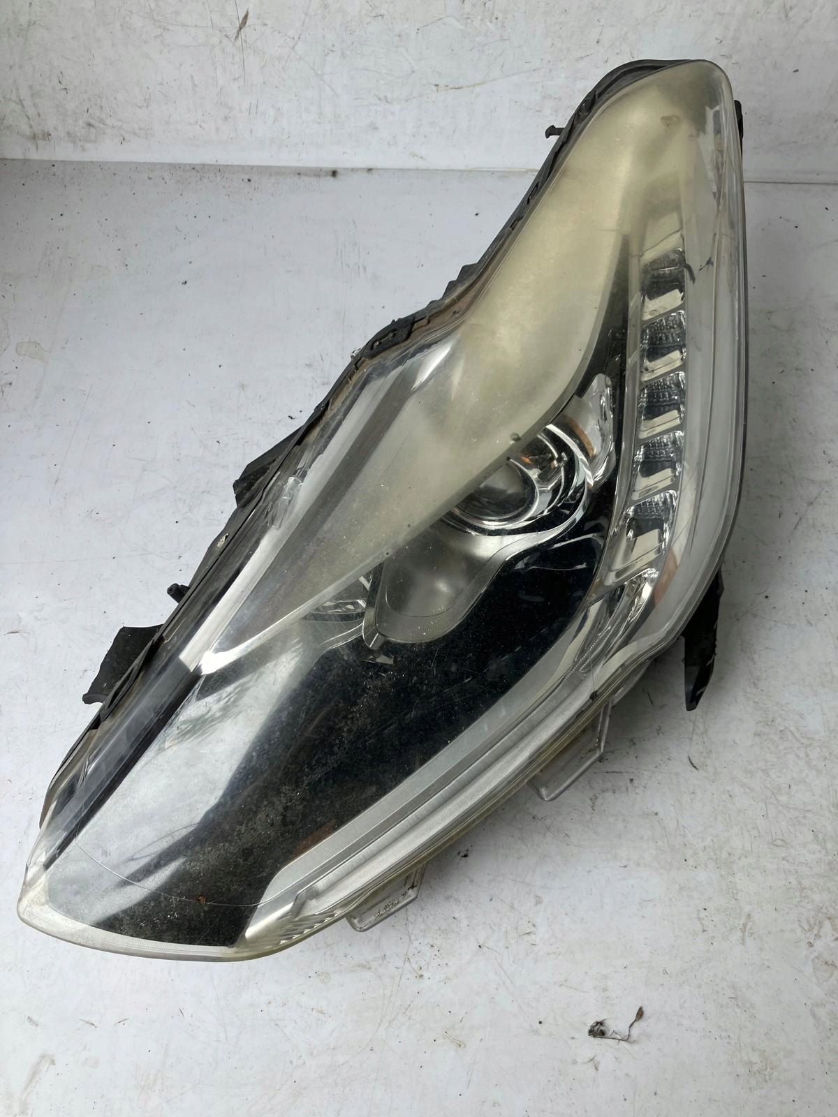 light XENON left front CITROEN DS5 9802087280