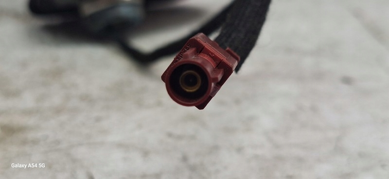 Antenne GPS AUDI AVANT A6 C6 4F9035503E