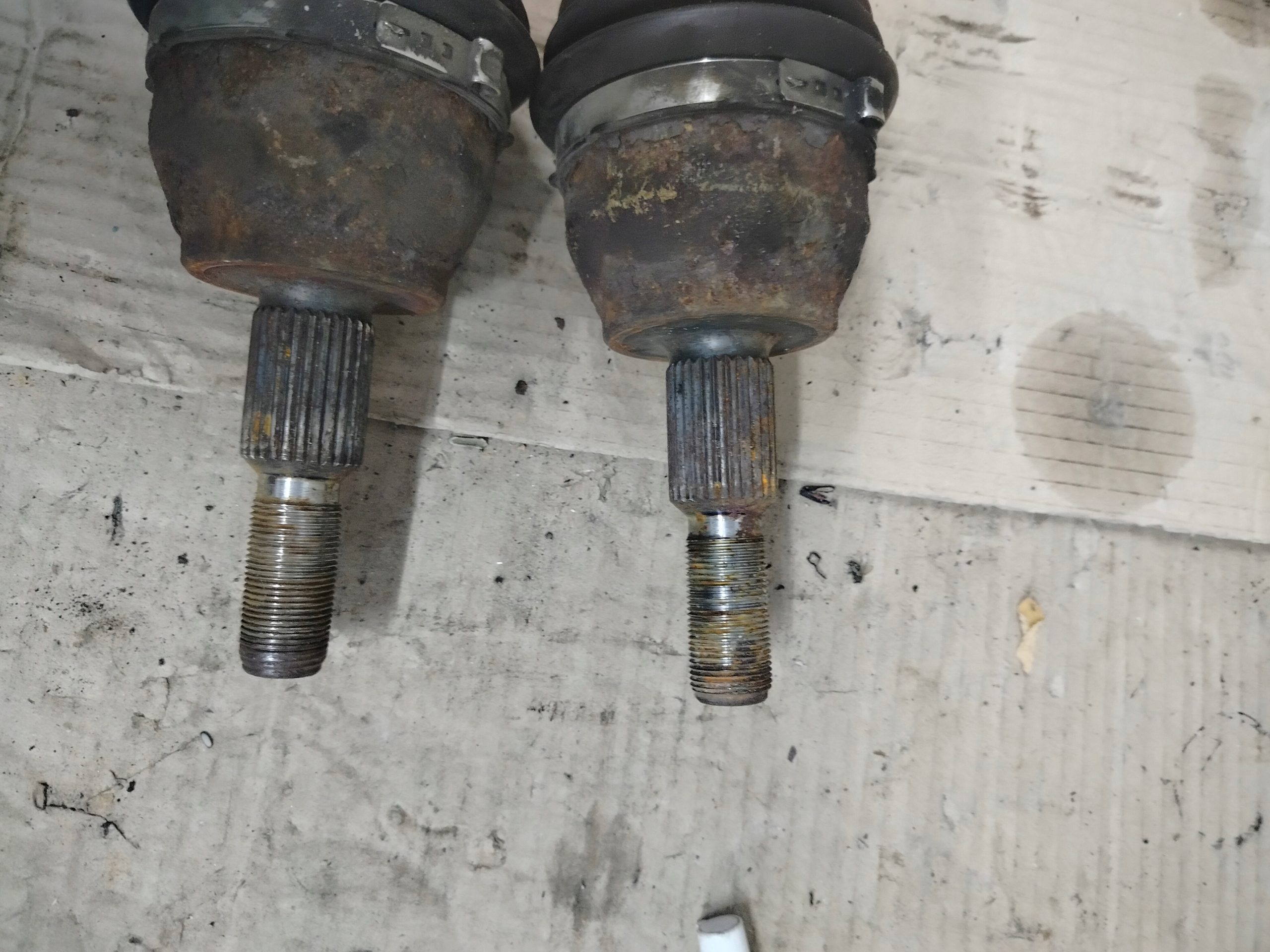 semi-axis left FORD FOCUS MK3 1.0 ECOBOST BV61-3B437-RB