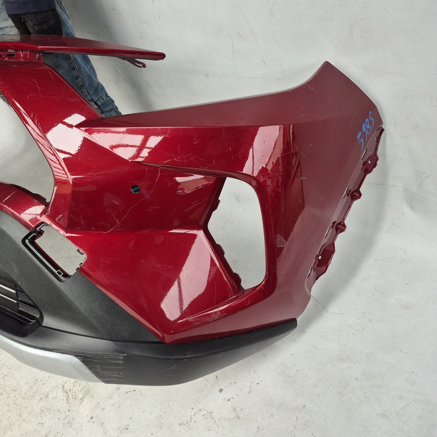TOYOTA RAV4 V 5 19-> bumper front front PDC