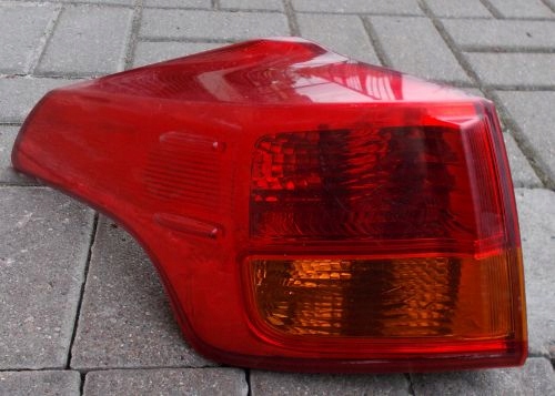 TOYOTA RAV4 IV 12-15 LEWA TYLNA LAMPA ORYGINAŁ