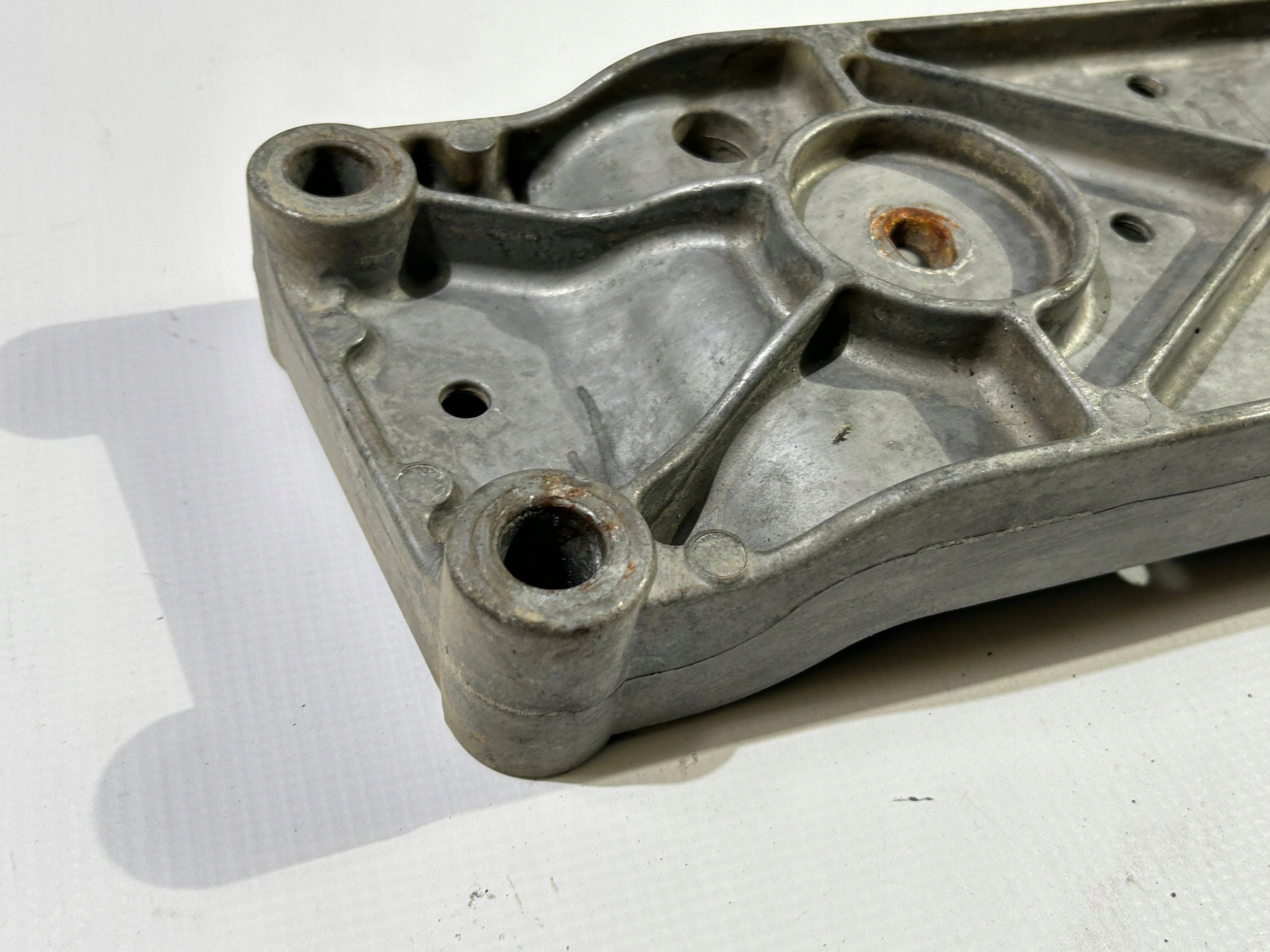 Console Support Support plaque Boîte de vitesse Engrenage Dodge Challenger manual 6.1 2008