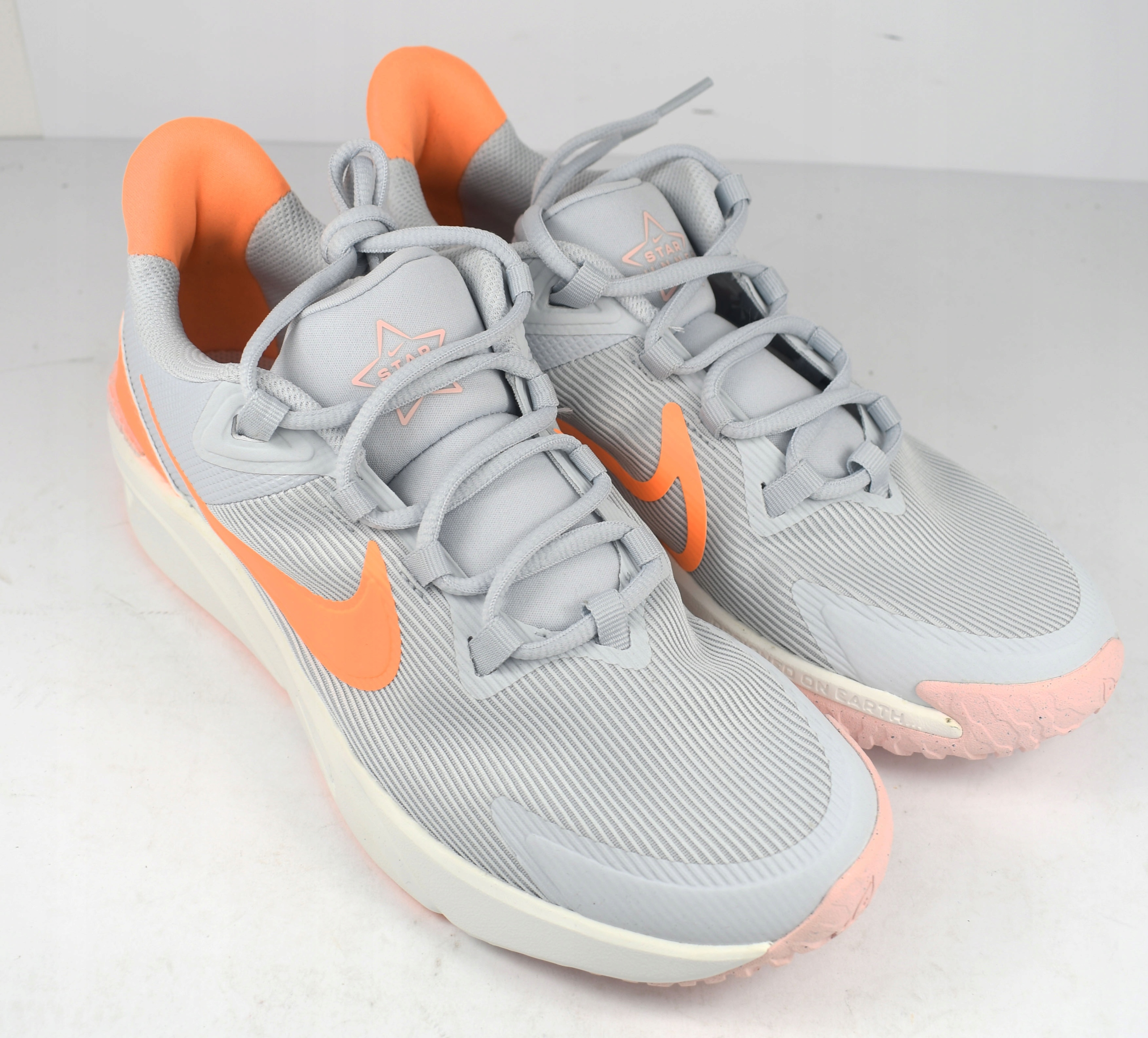 Pro Mládež sportovní boty Nike Star Runner 4 DX7615-008 vel.39