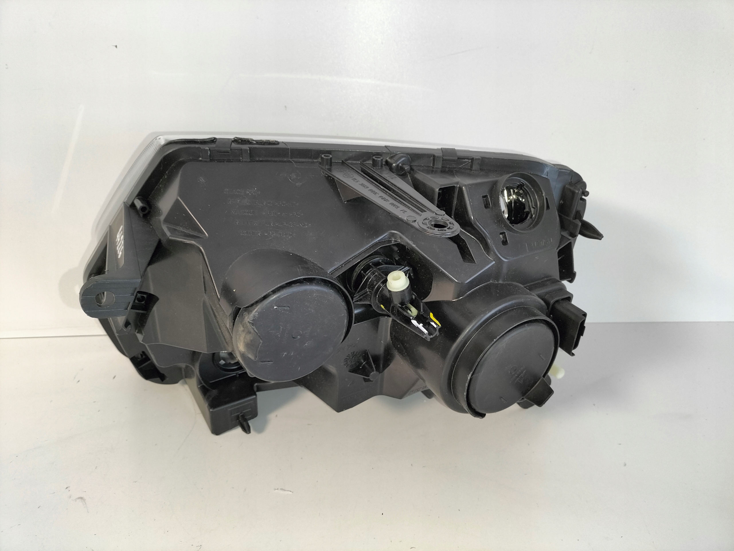light front reflektor right DACIA DUSTER and LIFT 15-17
