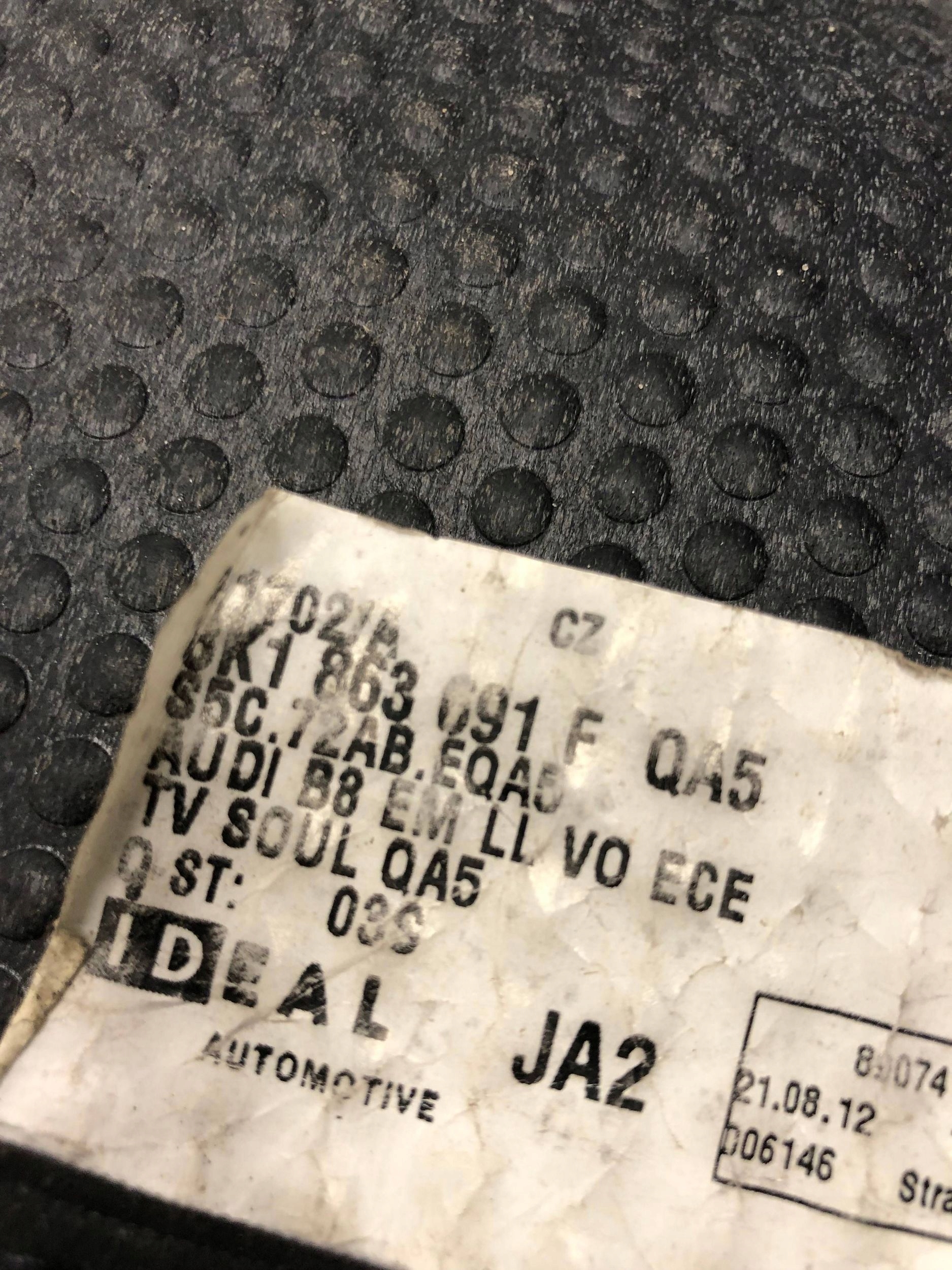 mats WELUR KOMPLET AUDI A4 B8 LIFT 8K1863691F