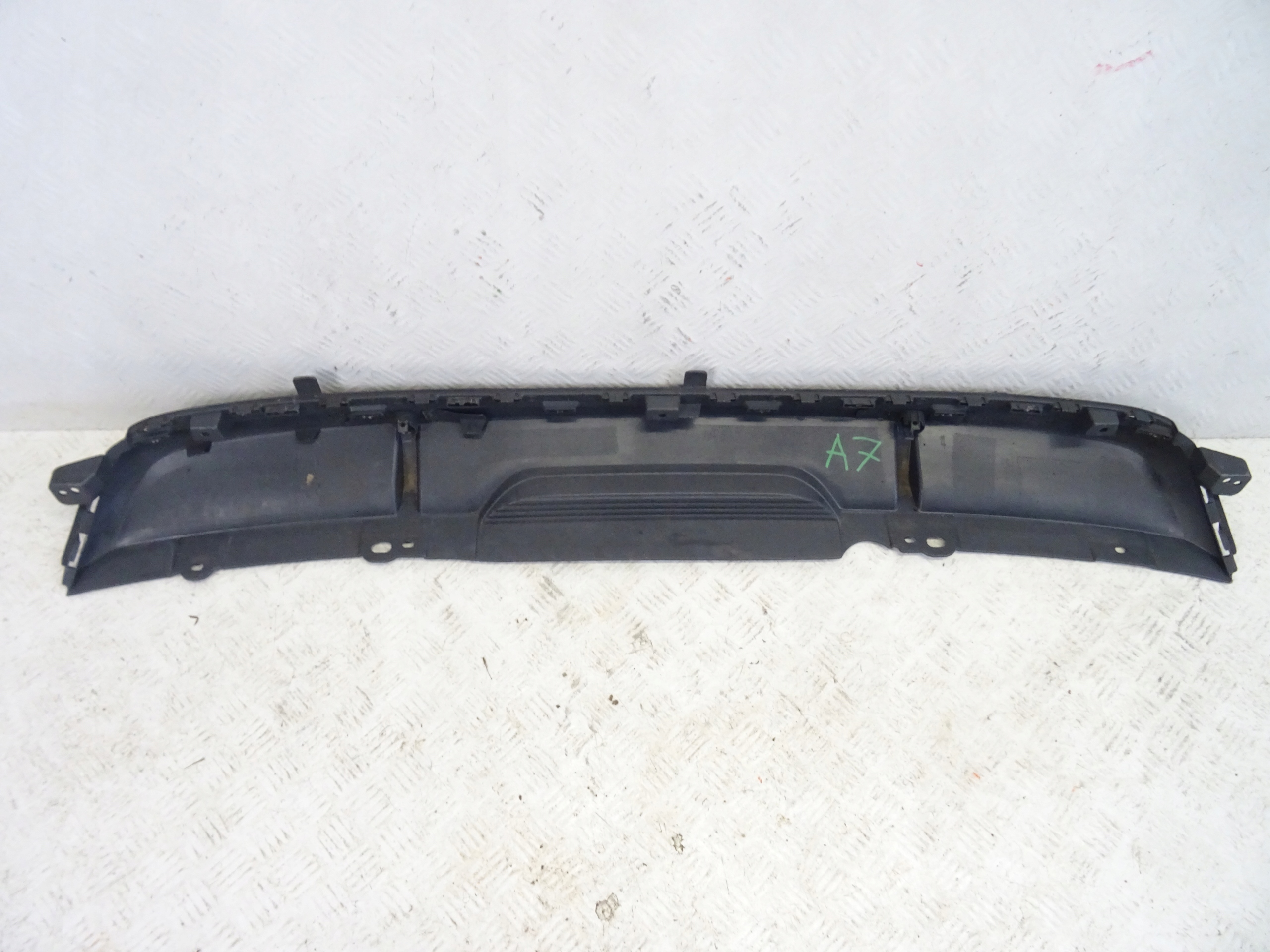 RENAULT CLIO 5 V E-TECH DYFUZOR spoiler der Stoßstange heck hinten