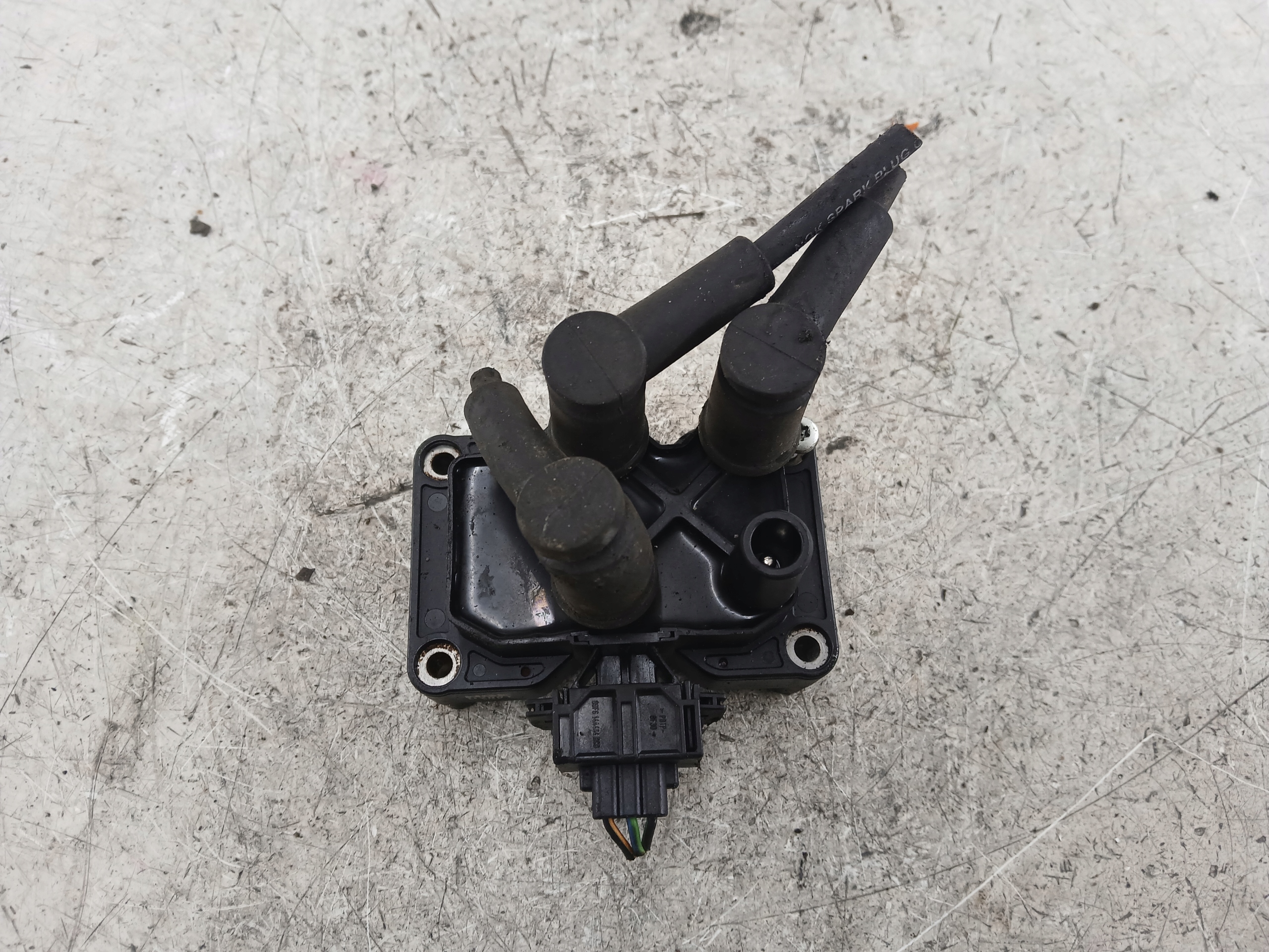 FORD MONDEO MK3 1.8 coil ignition U2001