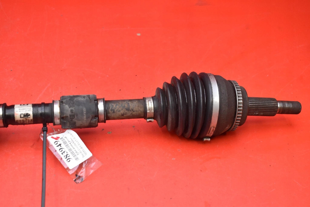 semi-axis right front MANUAL TOYOTA COROLLA VERSO 2 II 2.2 D-CAT 177 KM 04-09