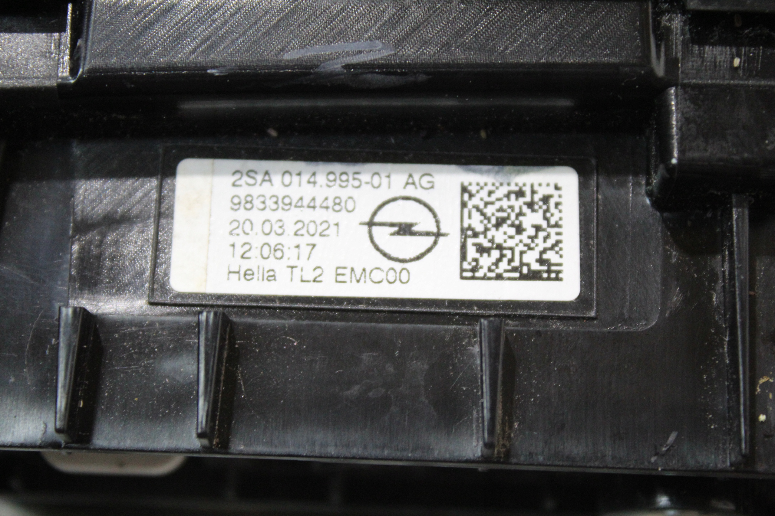 light bonnet left rear part OPEL MOKKA B 9833944480