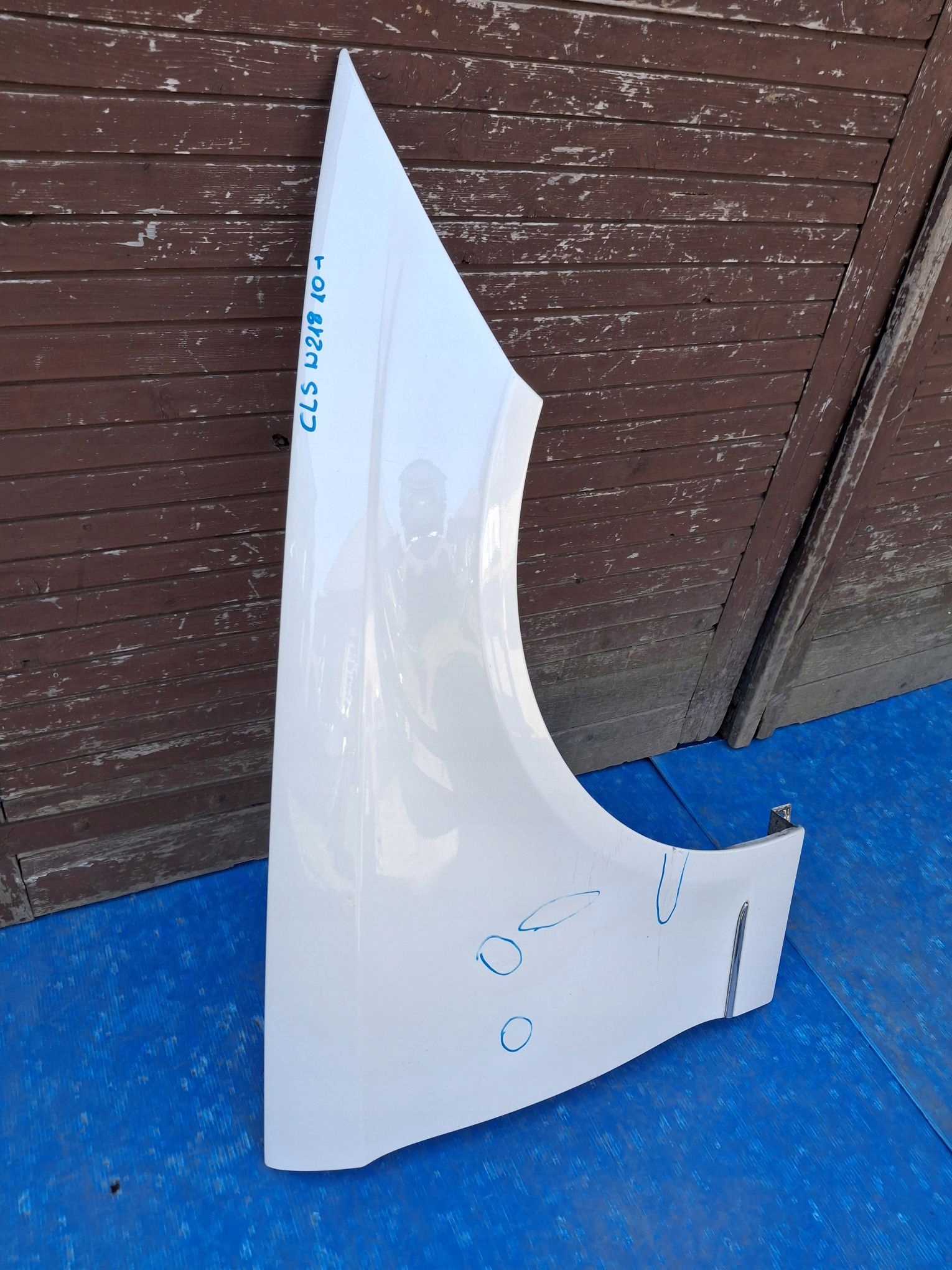 fender right front MERCEDES CLS II W218 2010R->