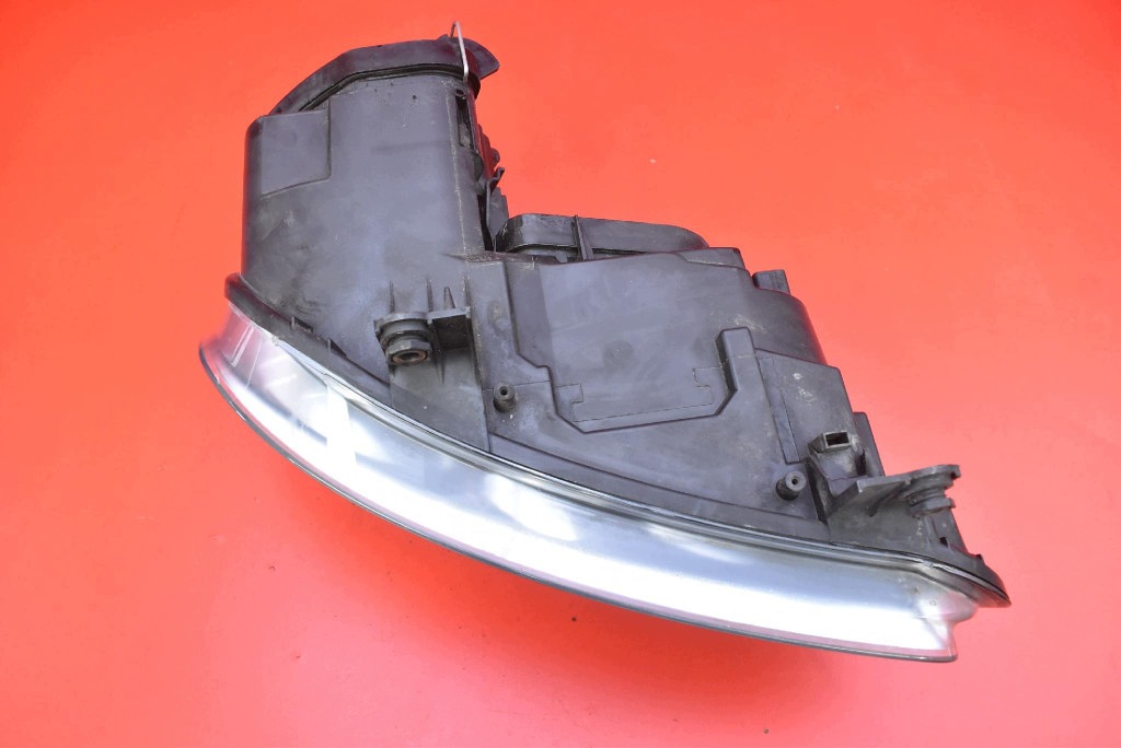 REFLEKTOR left light front EU 2K0941005B VW TOURAN 1 and 03-06