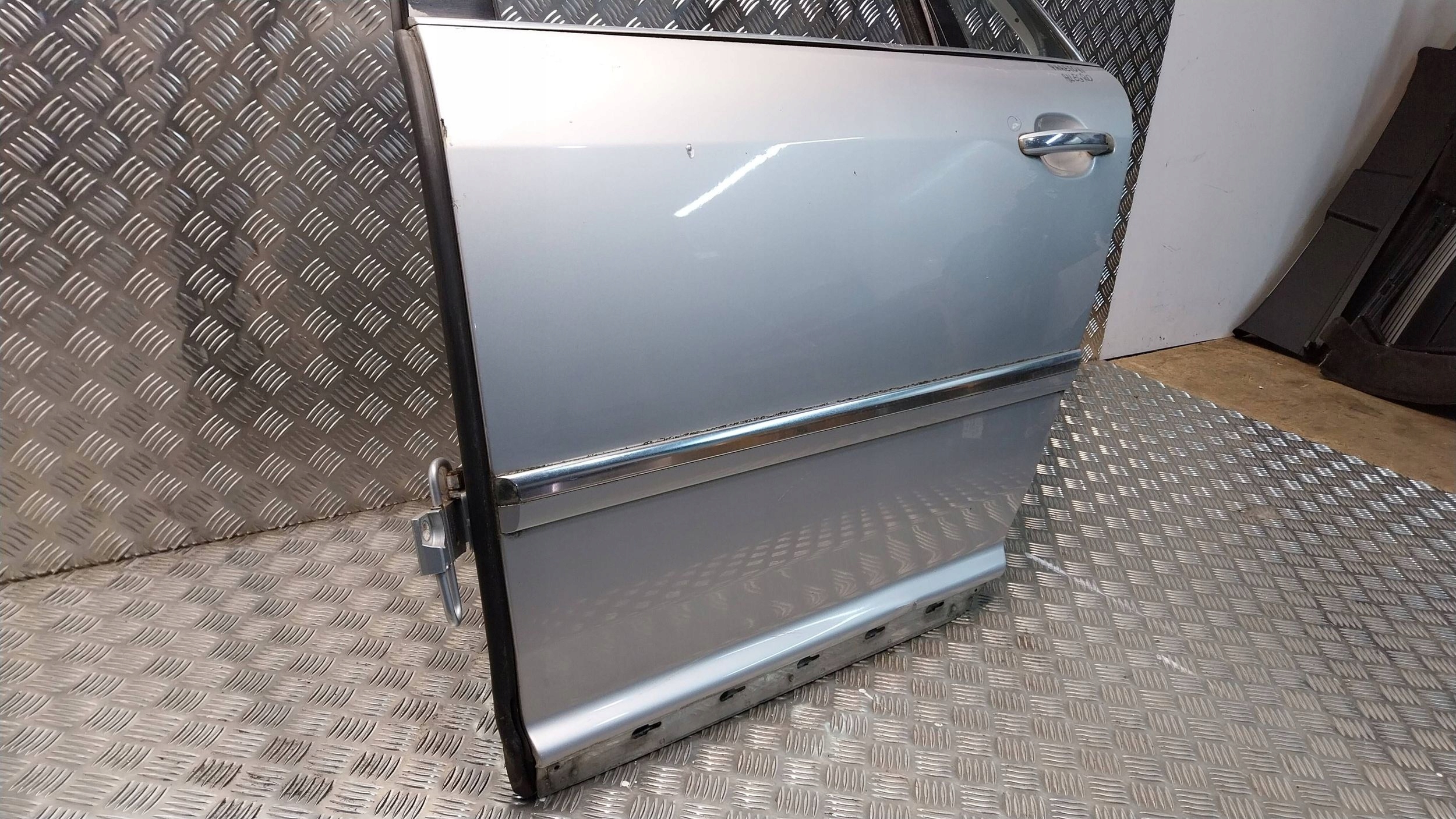 door rear part left VW PHAETON 02
