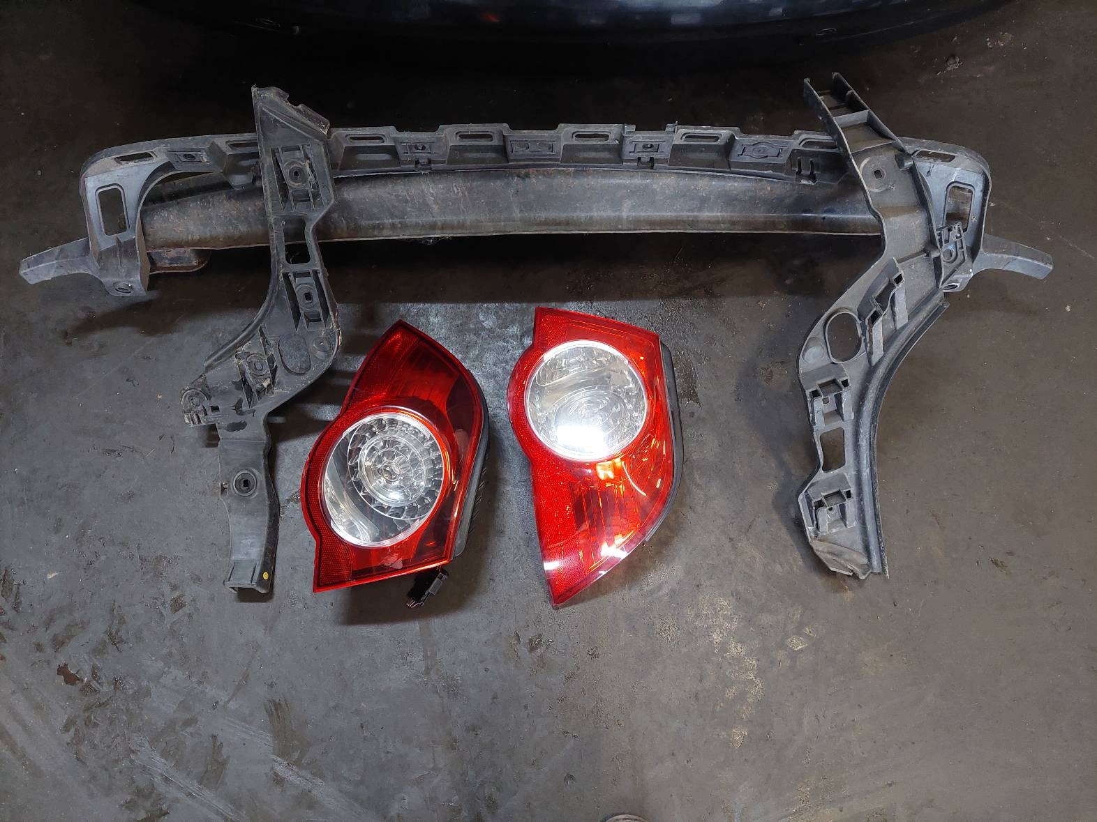 complete rear part VOLKSWAGEN EOS and LC9X trunk door boot bumper rear part lights