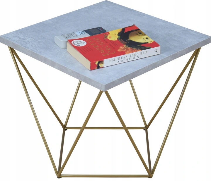 

Stolik kawowy złote nogi, blat jasny beton