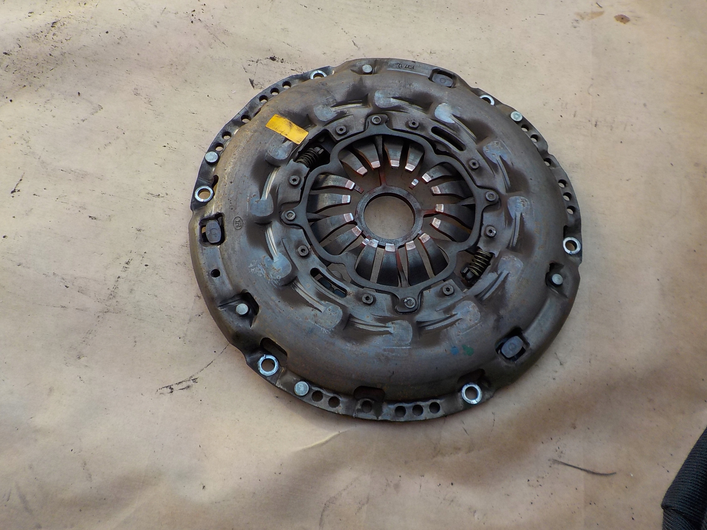 de pression Embrayage toyota avensis T25 2,2 D-CAT