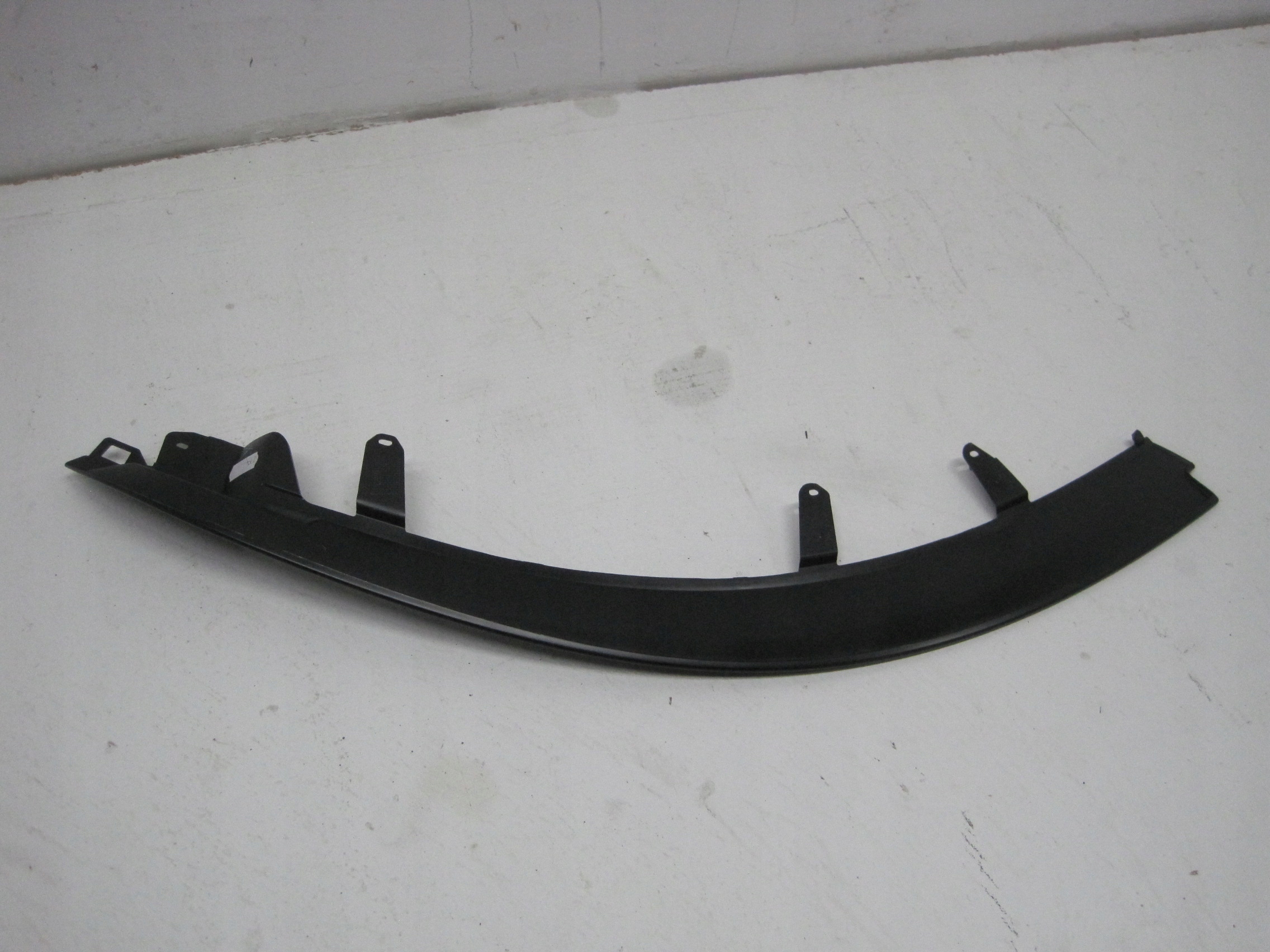 cap moulding bonnet LOGO PORSCHE CARRERA 992807823B