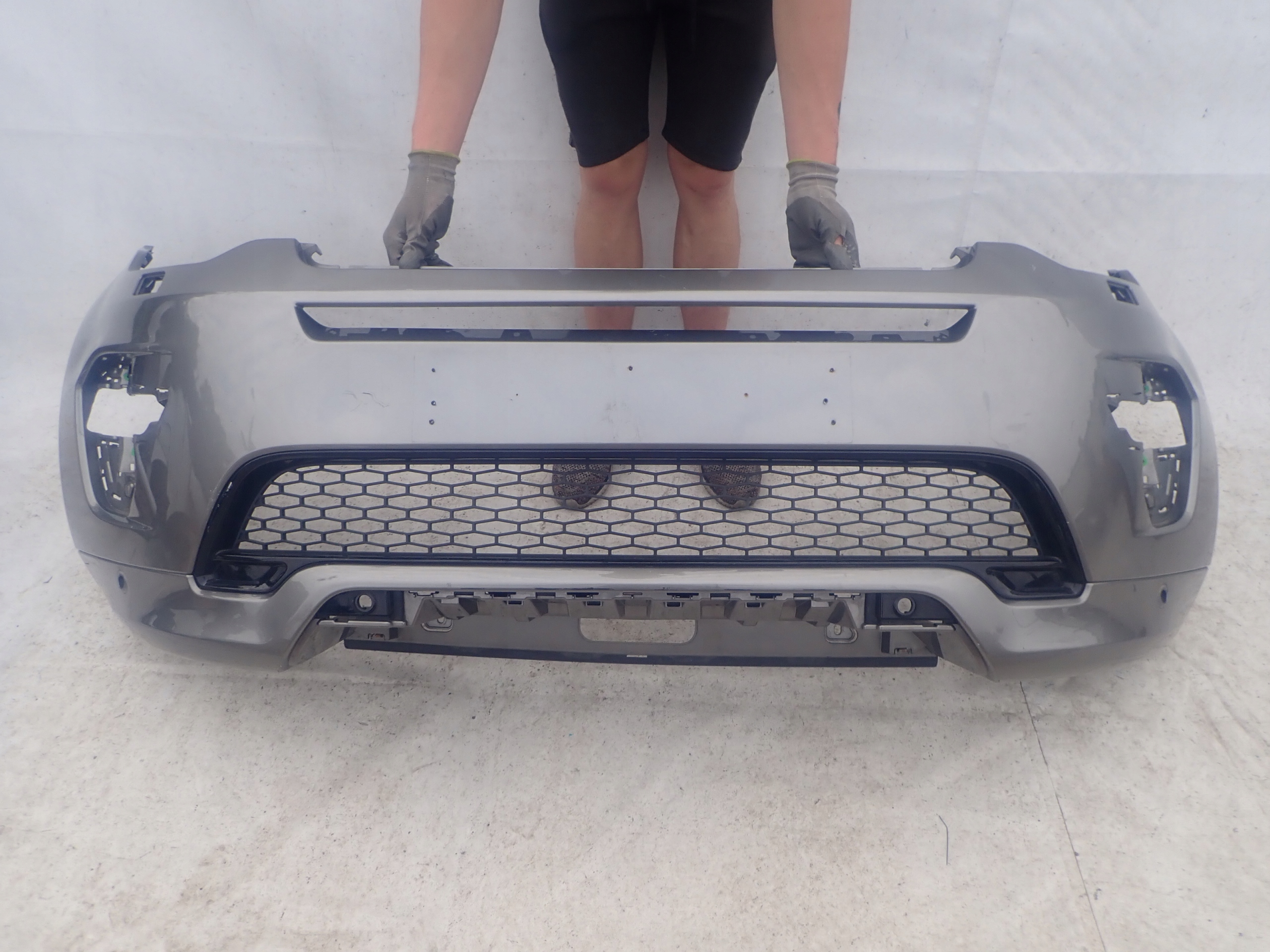 LAND ROVER DISCOVERY SPORT DYNAMIC bumper front