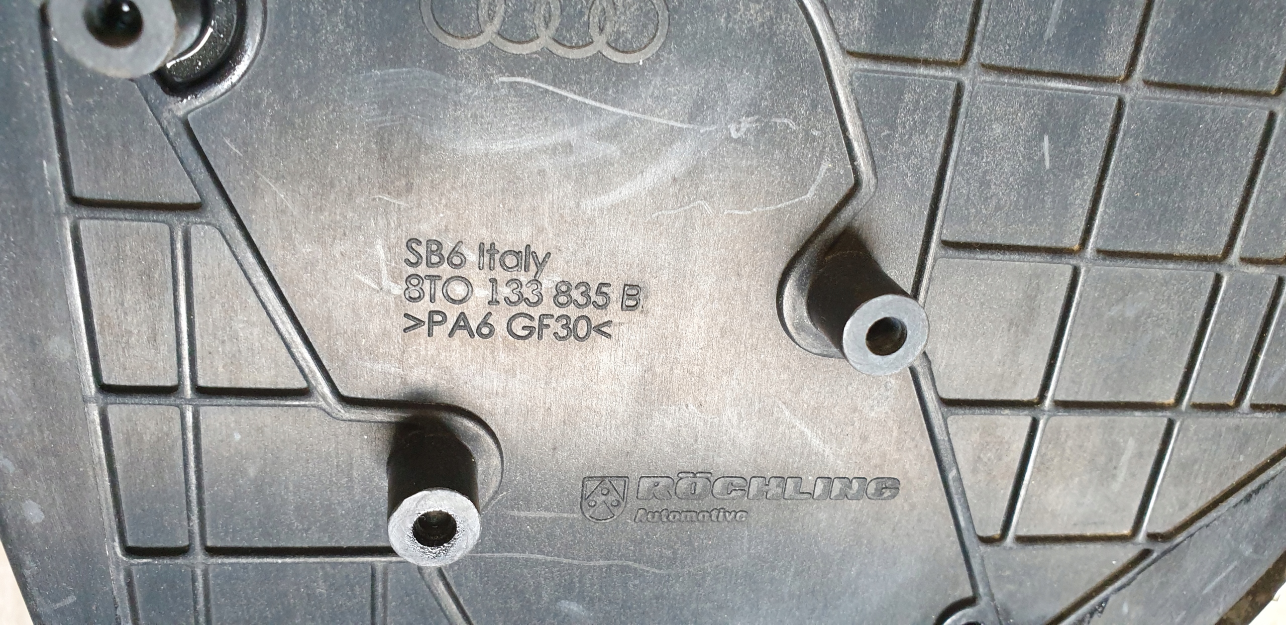 Gehäuse filter luft links AUDI A5 RS5 RS4 8T OE