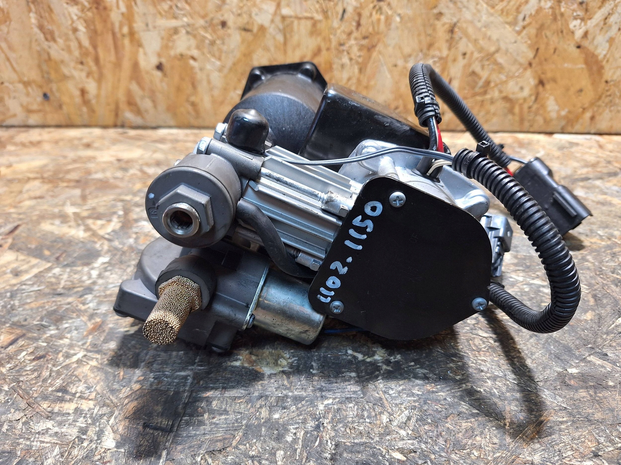 compressor; springing 6H42-19G525-CF RANGE ROVER SPORT DISCOVERY