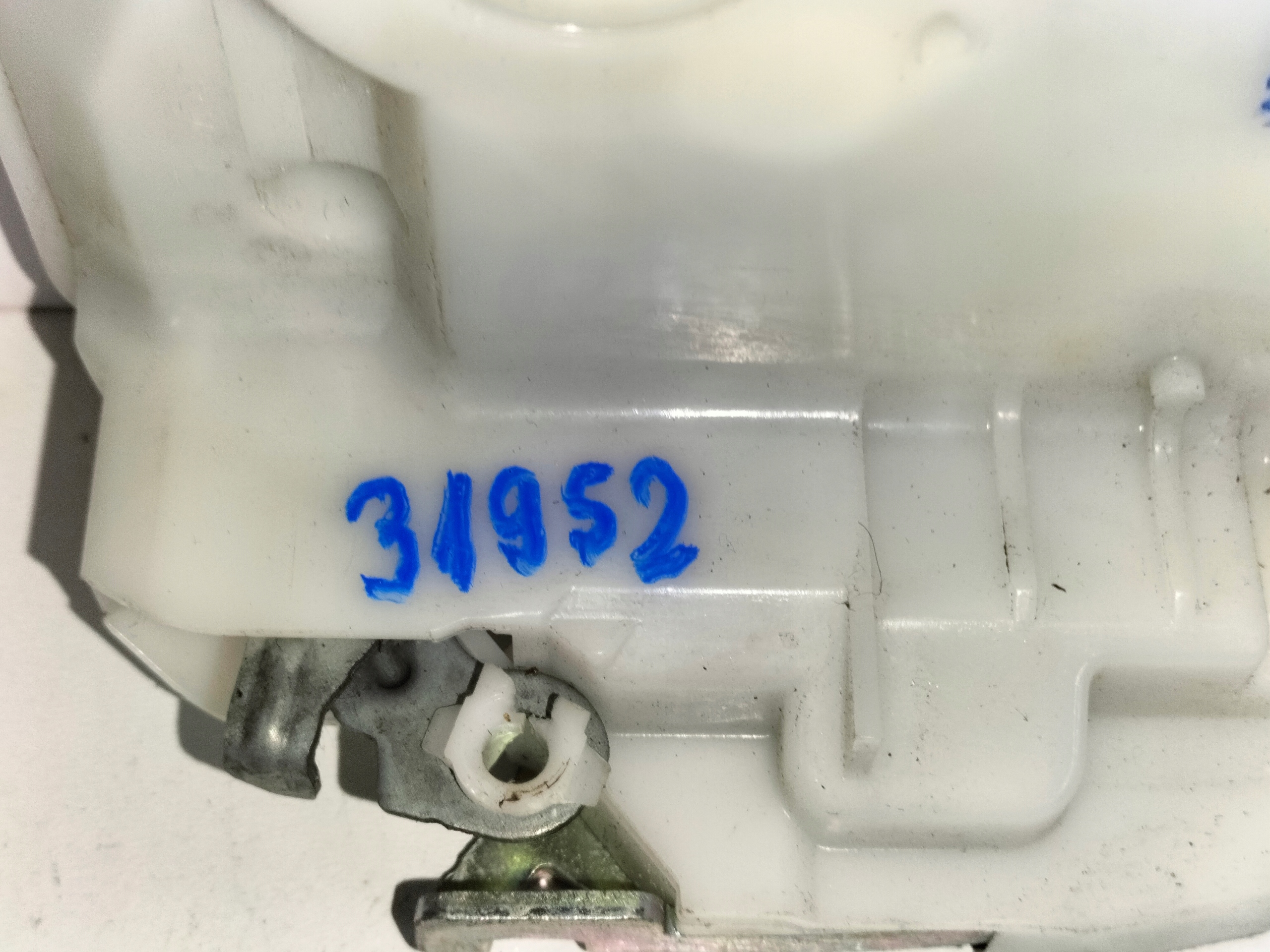 lock door przednich front left MITSUBISHI ASX 10