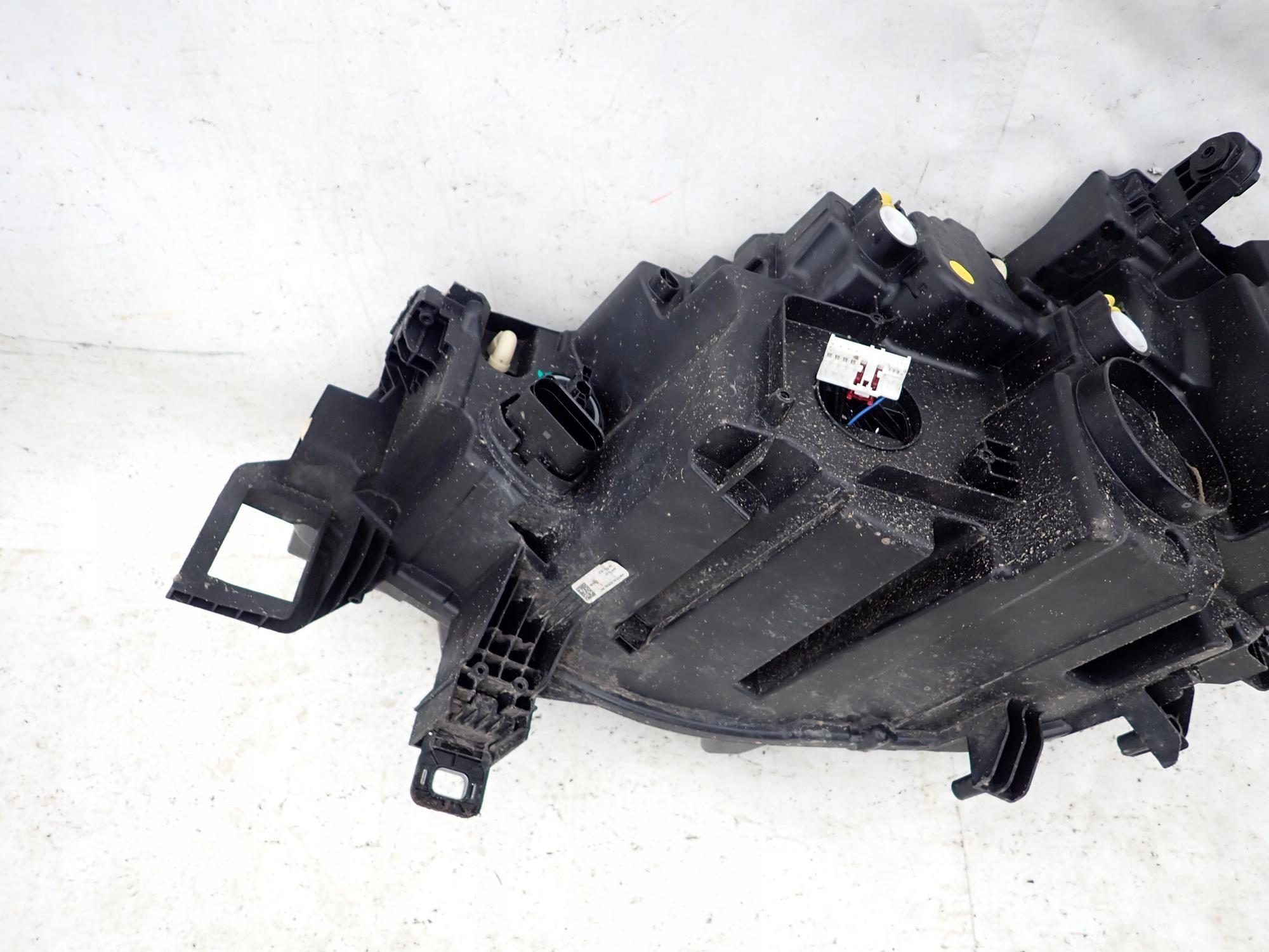 VW ID 4 ID.4 20-> light front front right